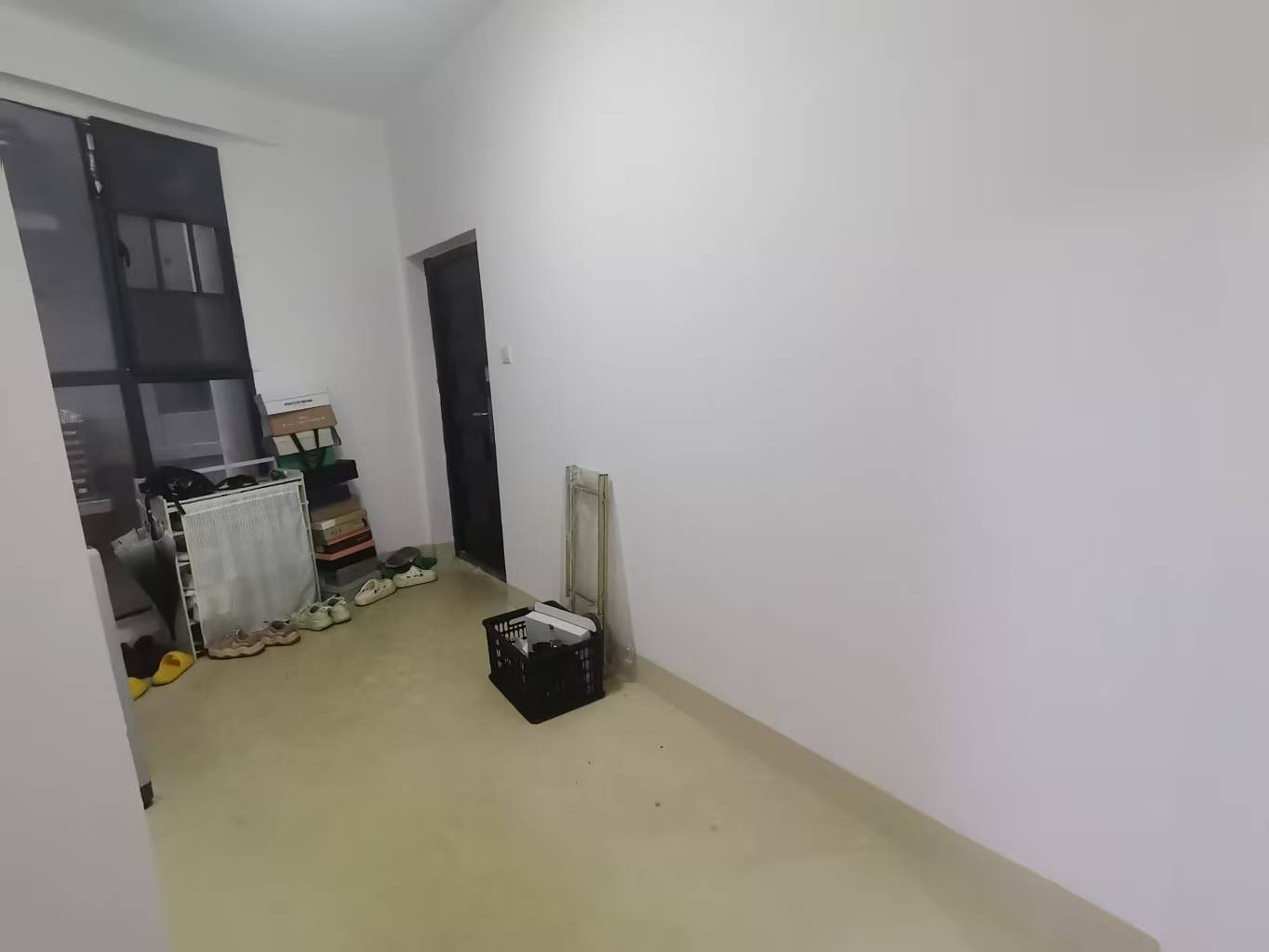 经世龙城  4室2厅2卫    75.0万室内图