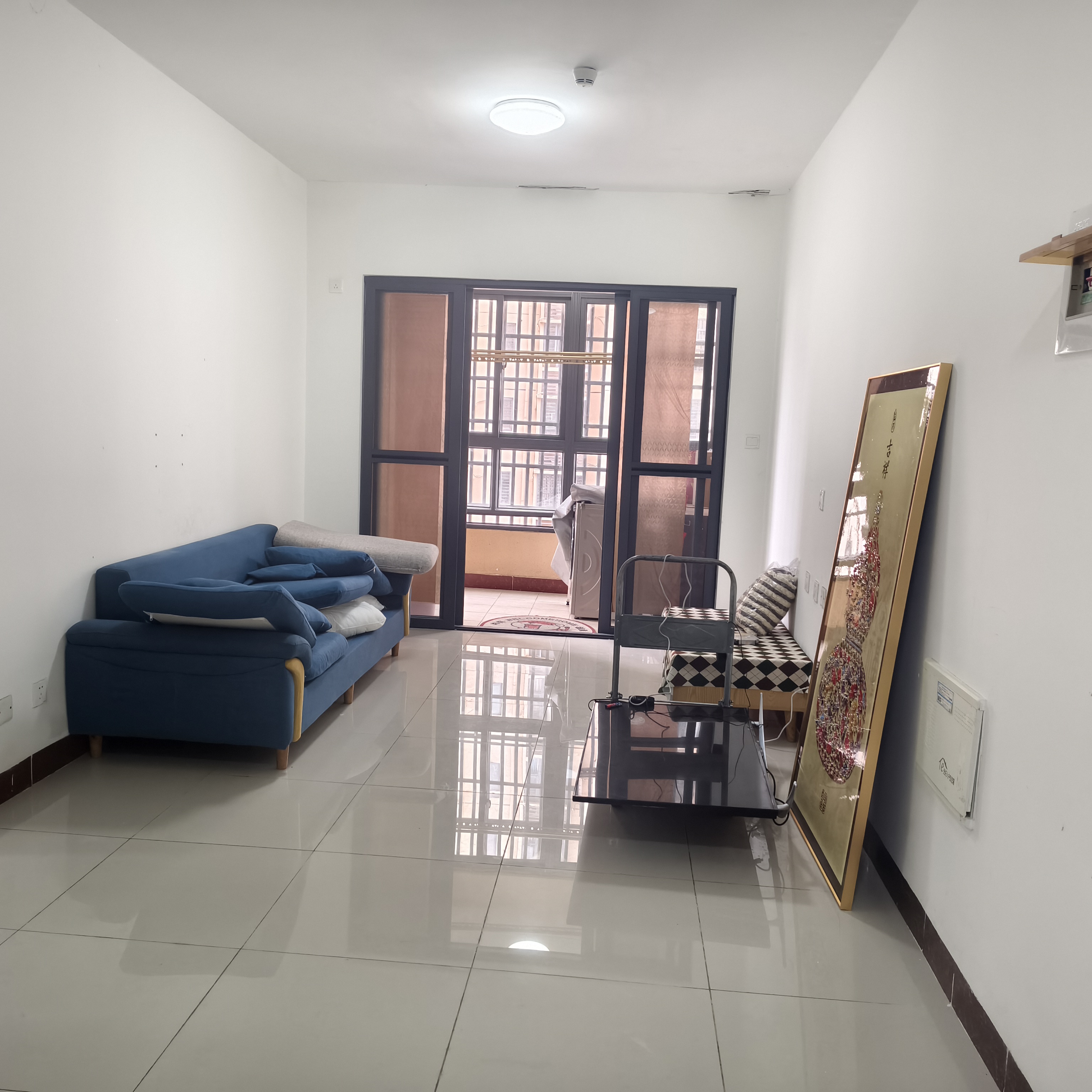 美舍嘉苑一期  3室2厅2卫    2300.0元/月