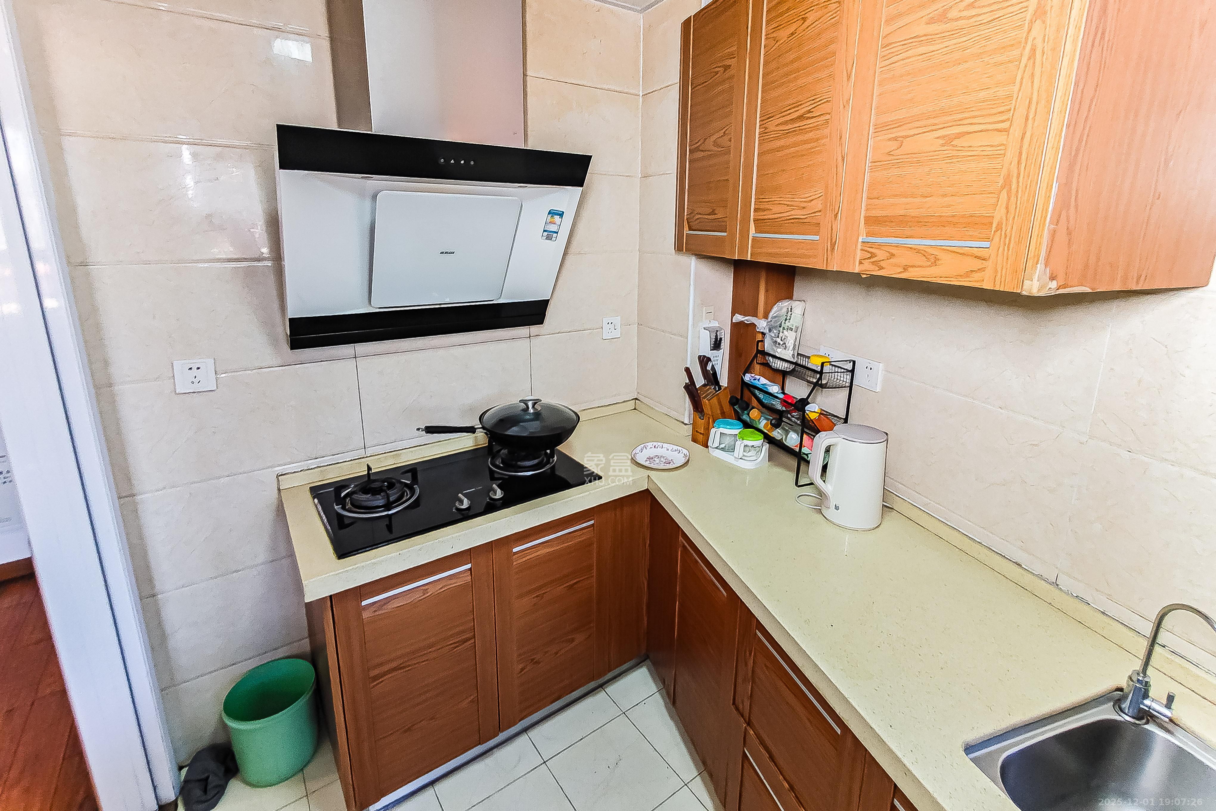 兴威帕克水岸 3室2厅2卫 100.0万 兴威帕克水岸 3室2厅2卫 100.0万厨房