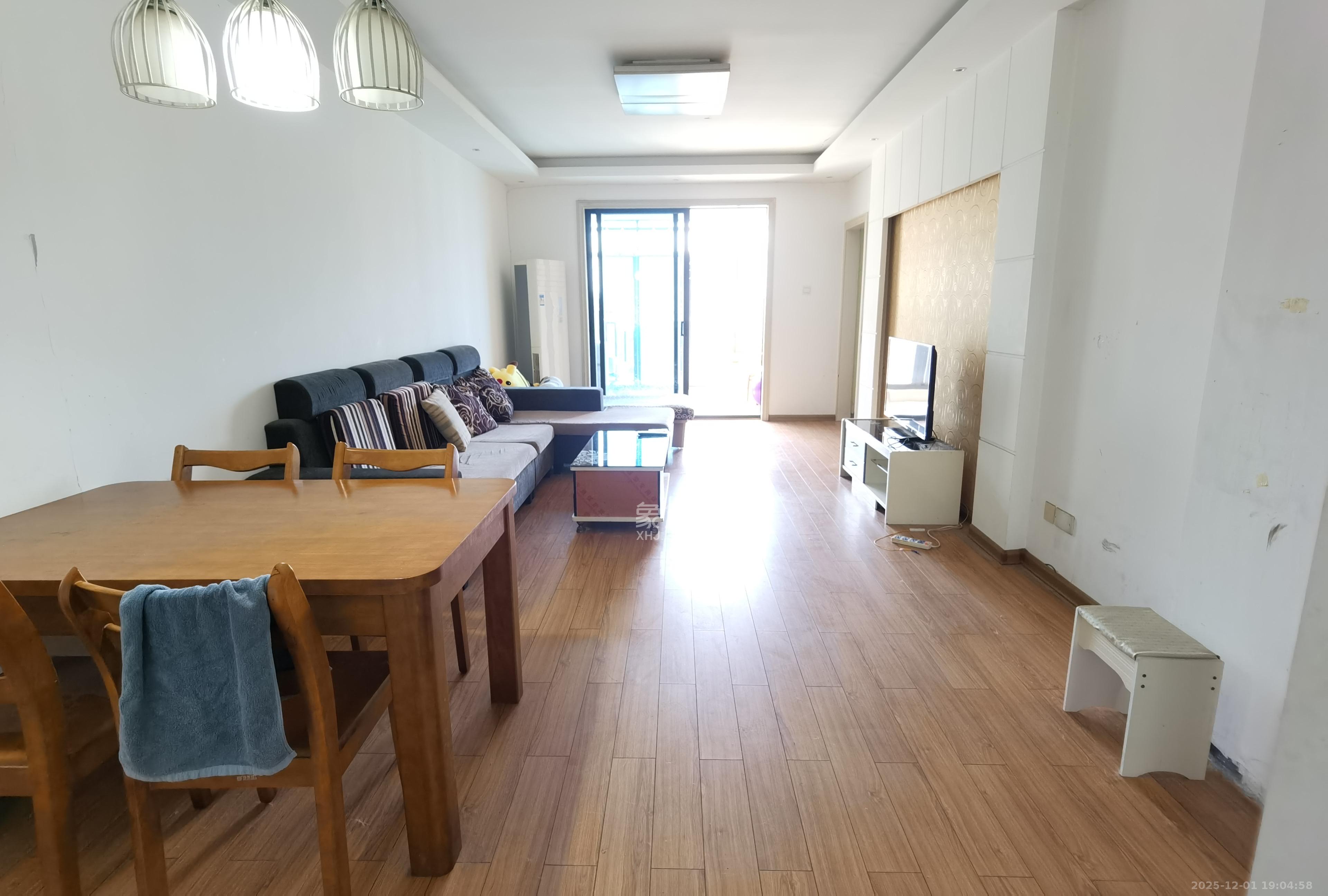 凯通国际城（凯通朝庭）  2室1厅1卫    2700.0元/月