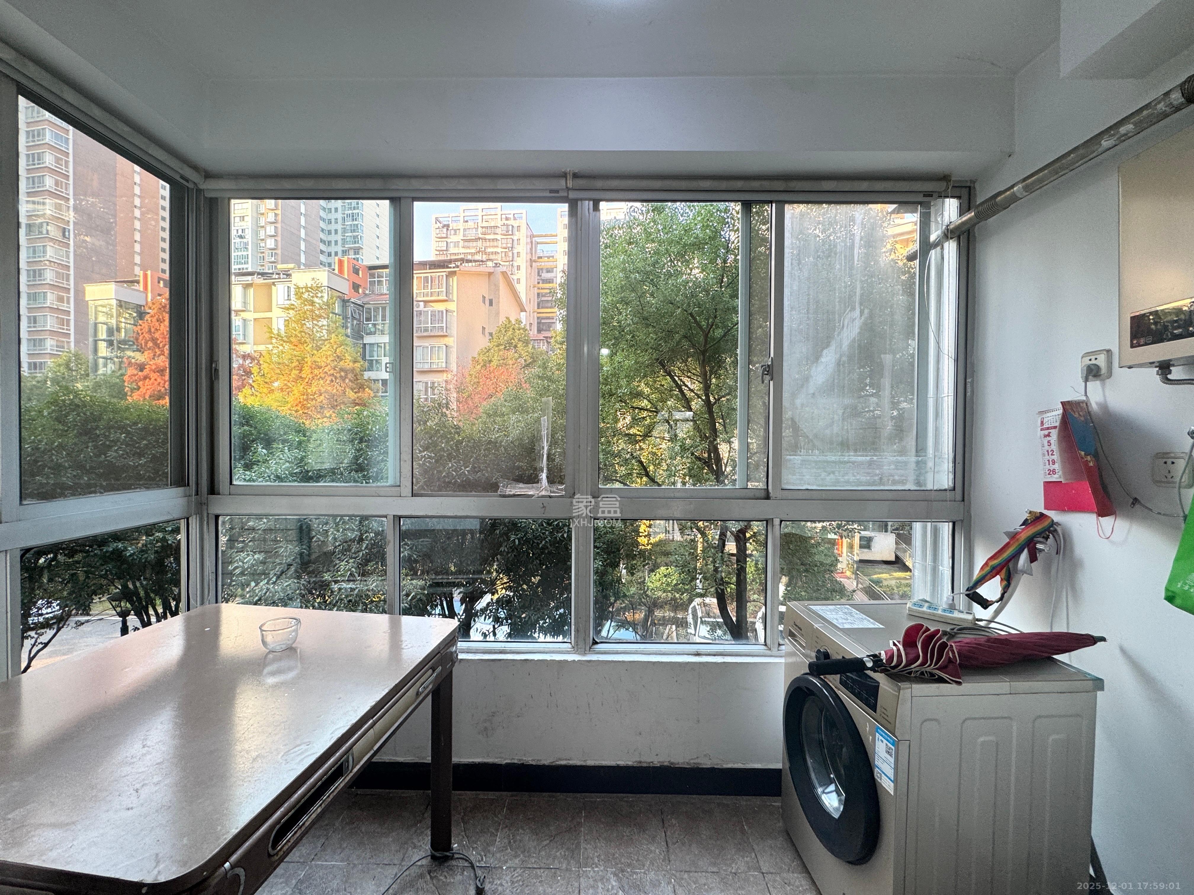 天一康园(湖南电力科技园) 4室2厅2卫 3200.0元/月 天一康园(湖南电力科技园) 4室2厅2卫 3200.0元/月室内图