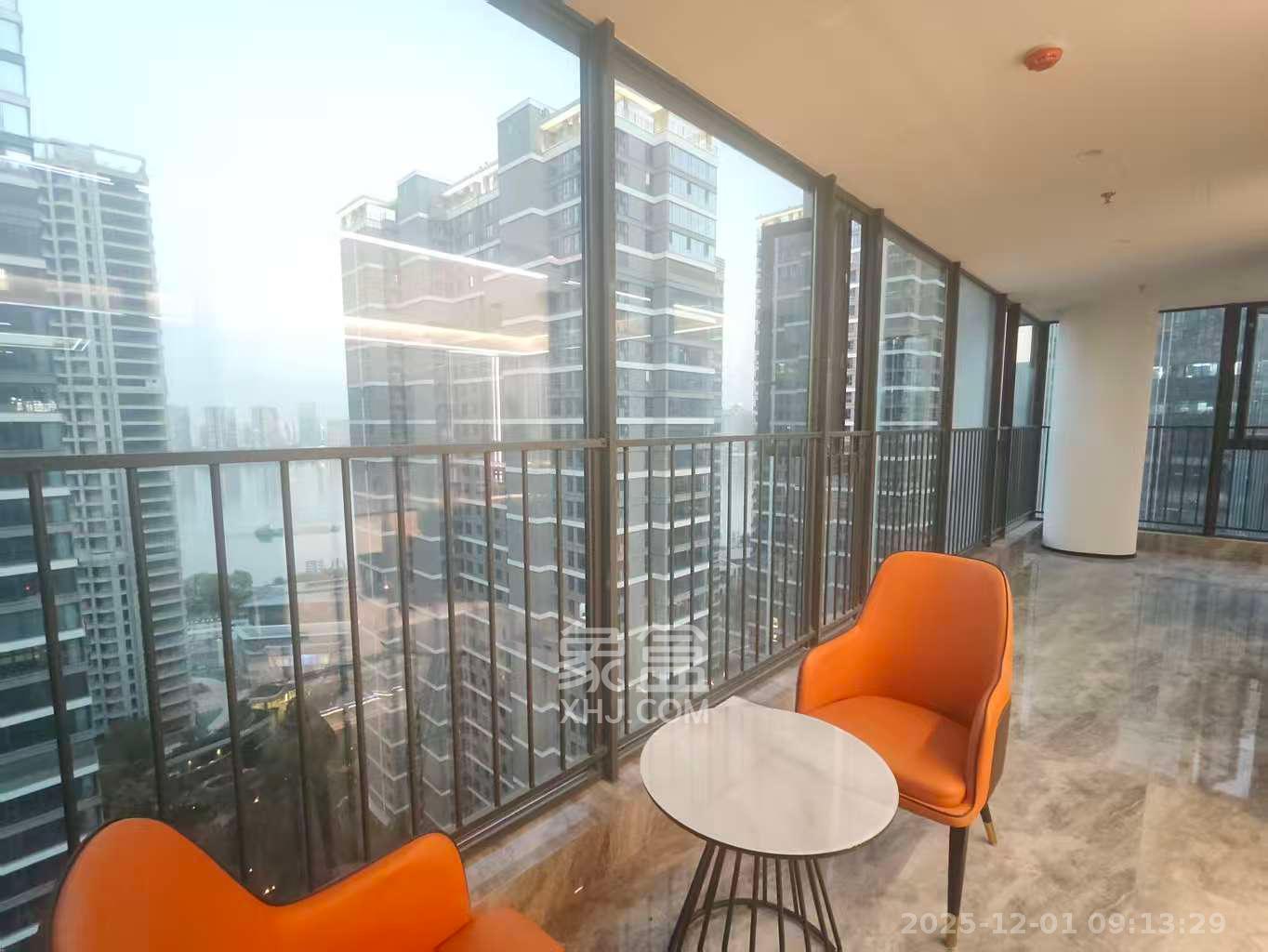 旭辉铂悦湘江  4室2厅4卫    16000.0元/月室内图