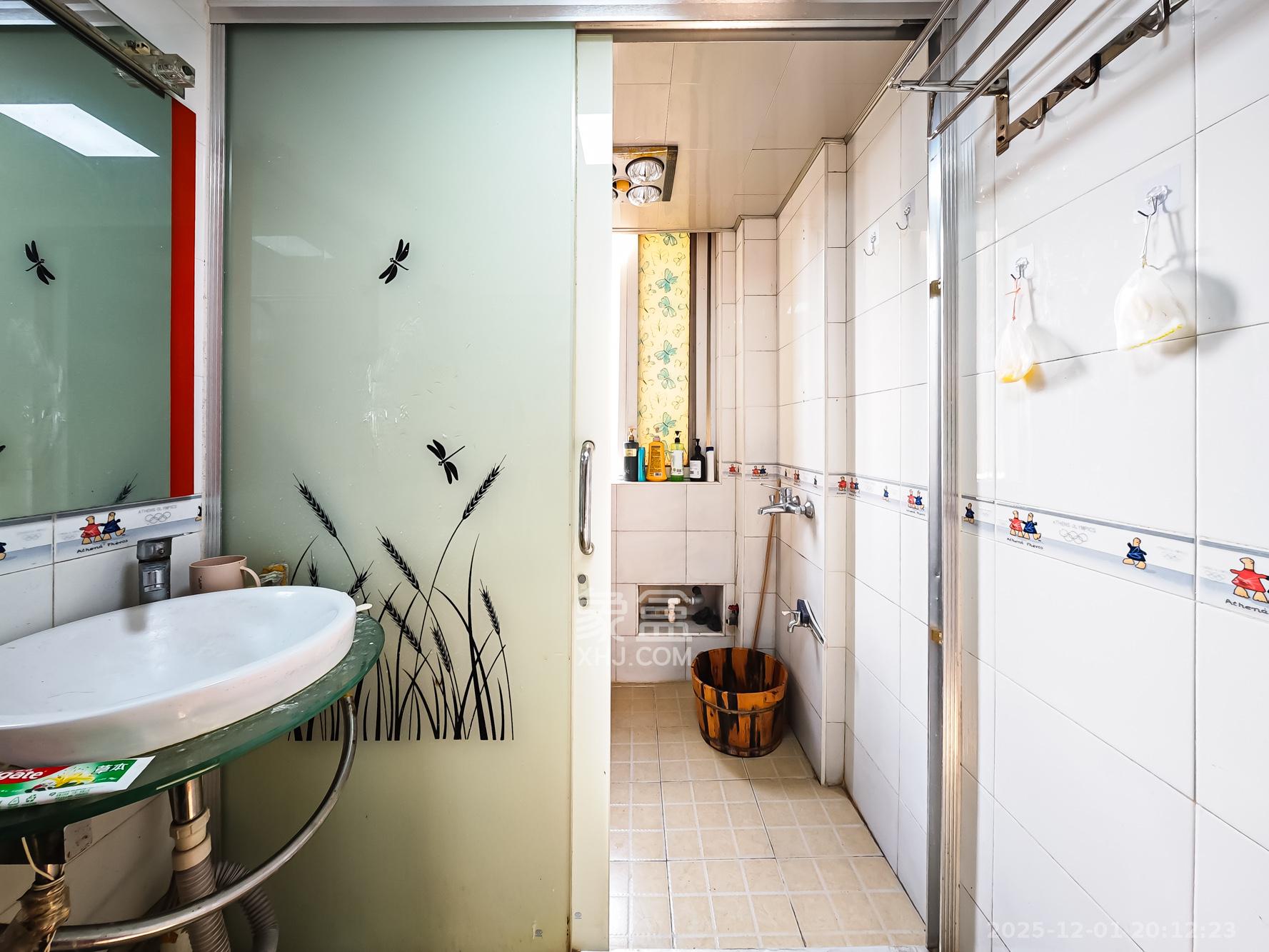 华江乐天花亭  1室0厅0卫    52.0万卫生间