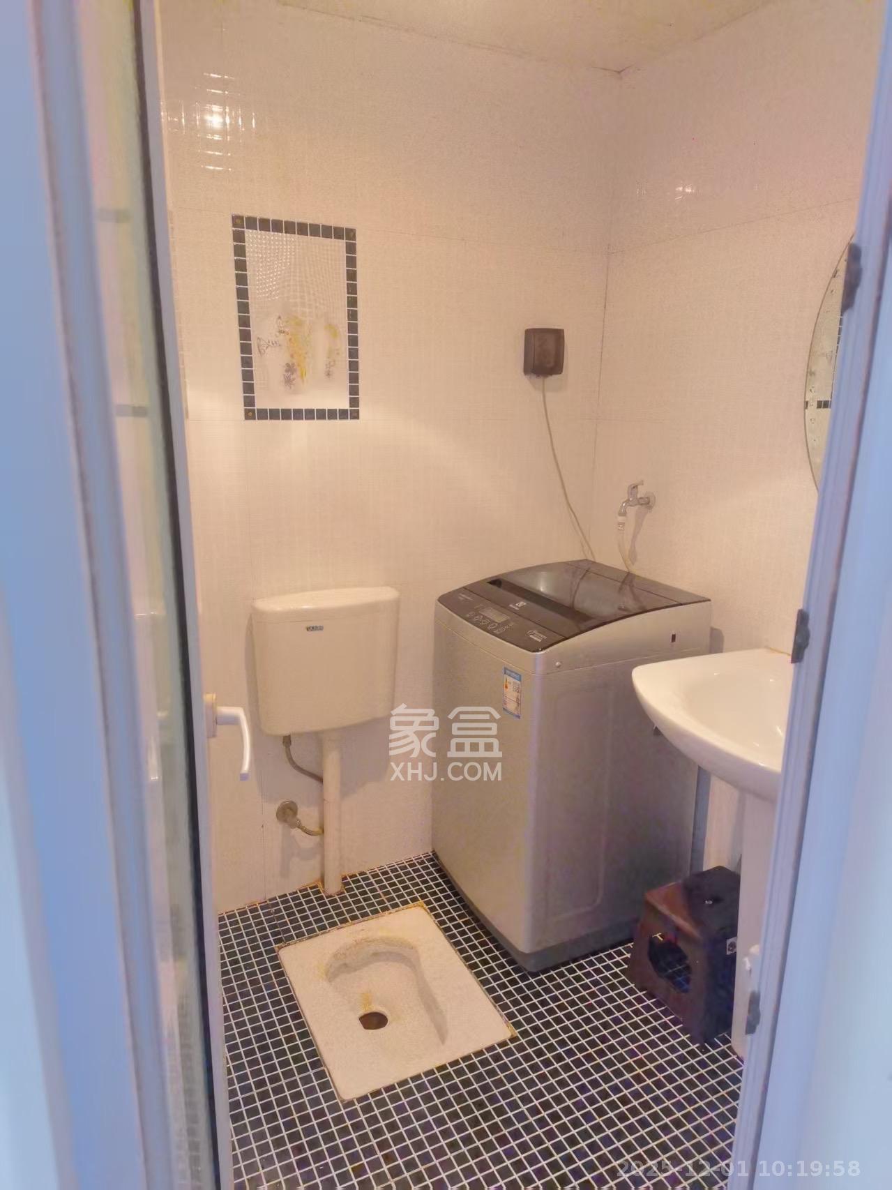 先锋水韵花都  1室1厅1卫    1400.0元/月室内图