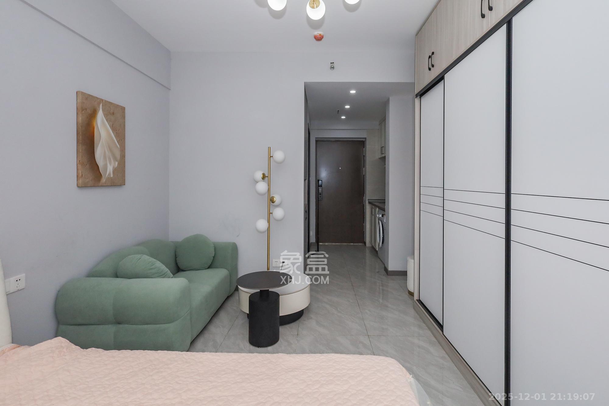 龙湖铂金岛 1室1厅1卫 29.0万 龙湖铂金岛 1室1厅1卫 29.0万卧室