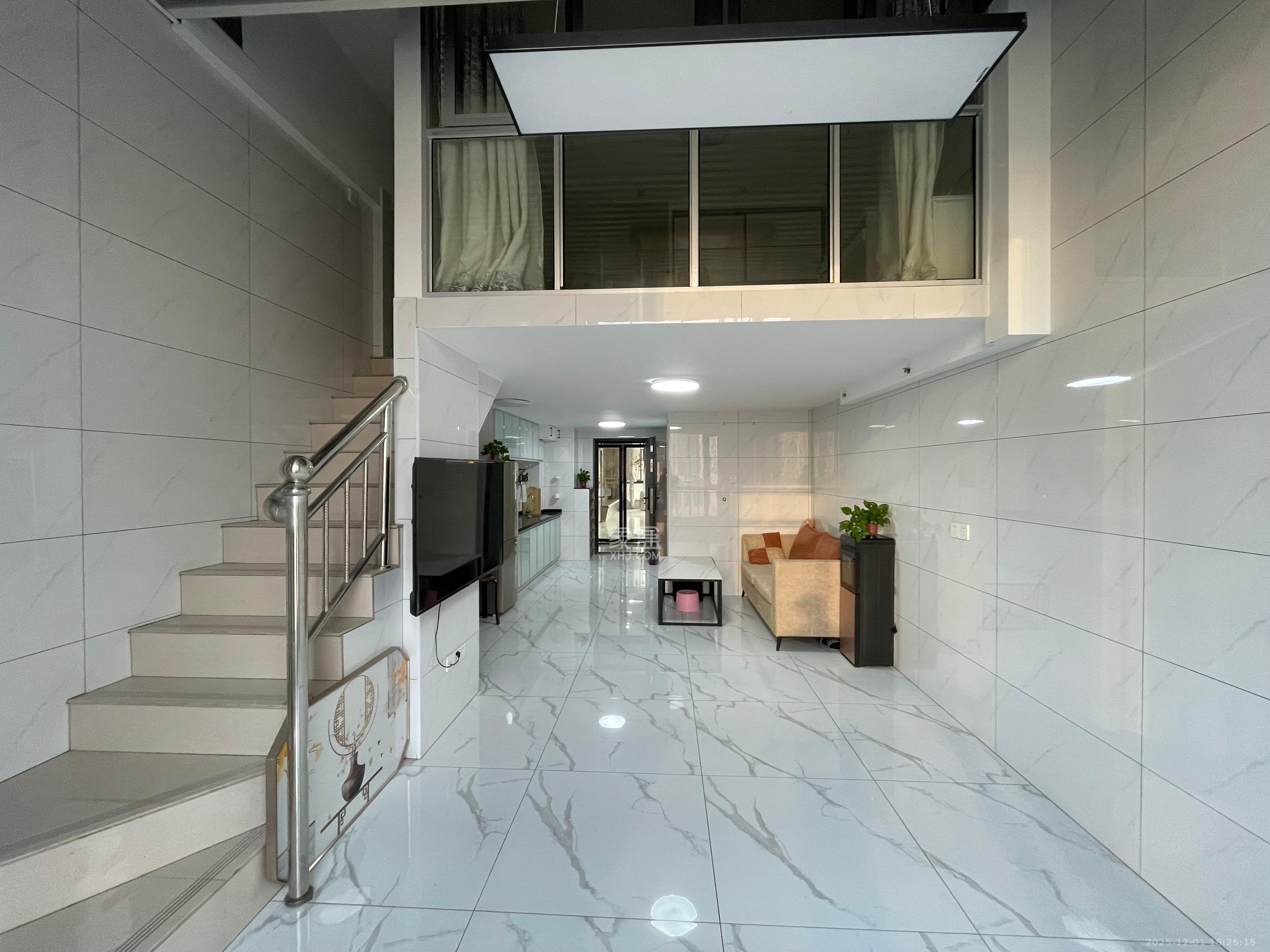 中国铁建梅溪青秀三期 1室1厅1卫 2200.0元/月 中国铁建梅溪青秀三期 1室1厅1卫 2200.0元/月室内图