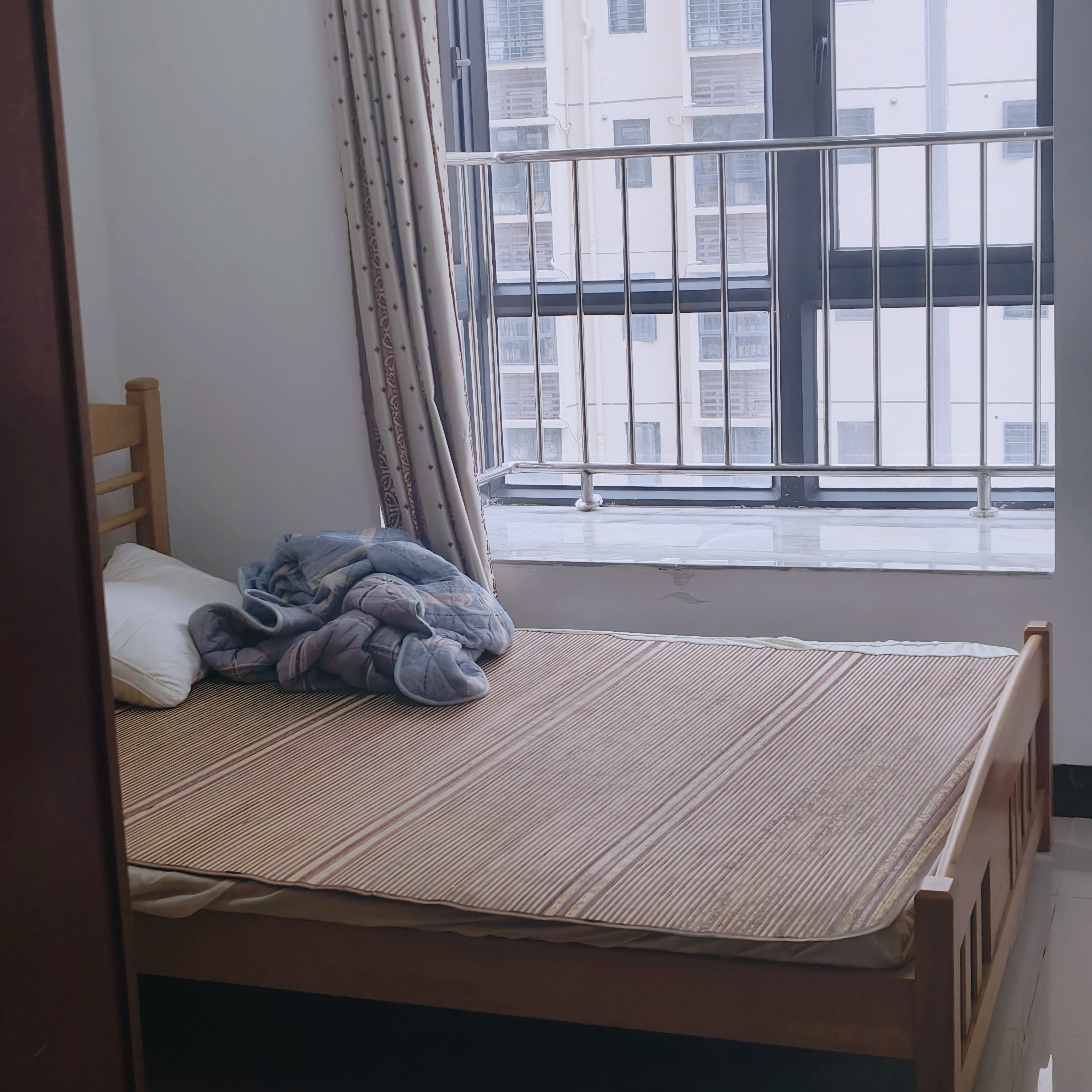 美舍嘉苑一期  3室2厅2卫    2300.0元/月室内图