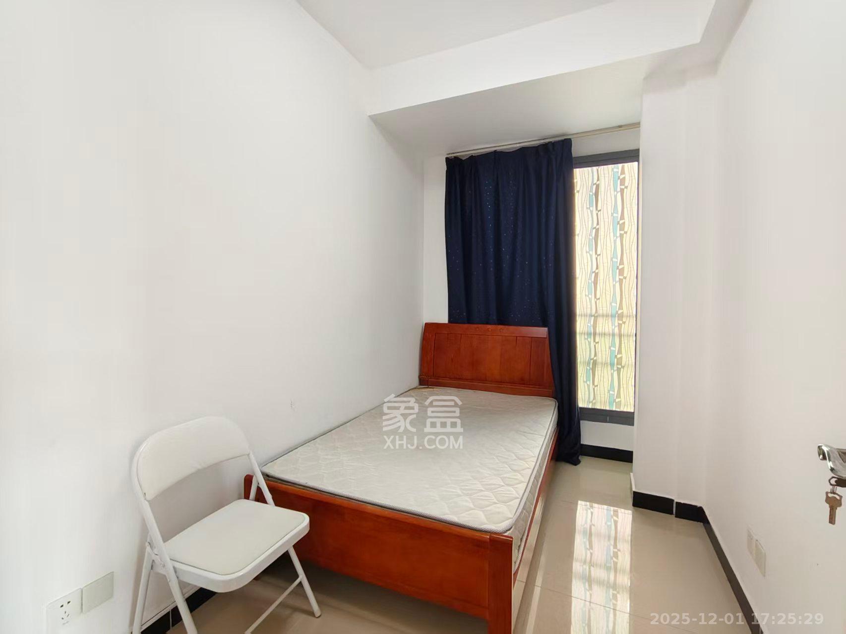 银港水晶城  4室2厅2卫    3000.0元/月室内图