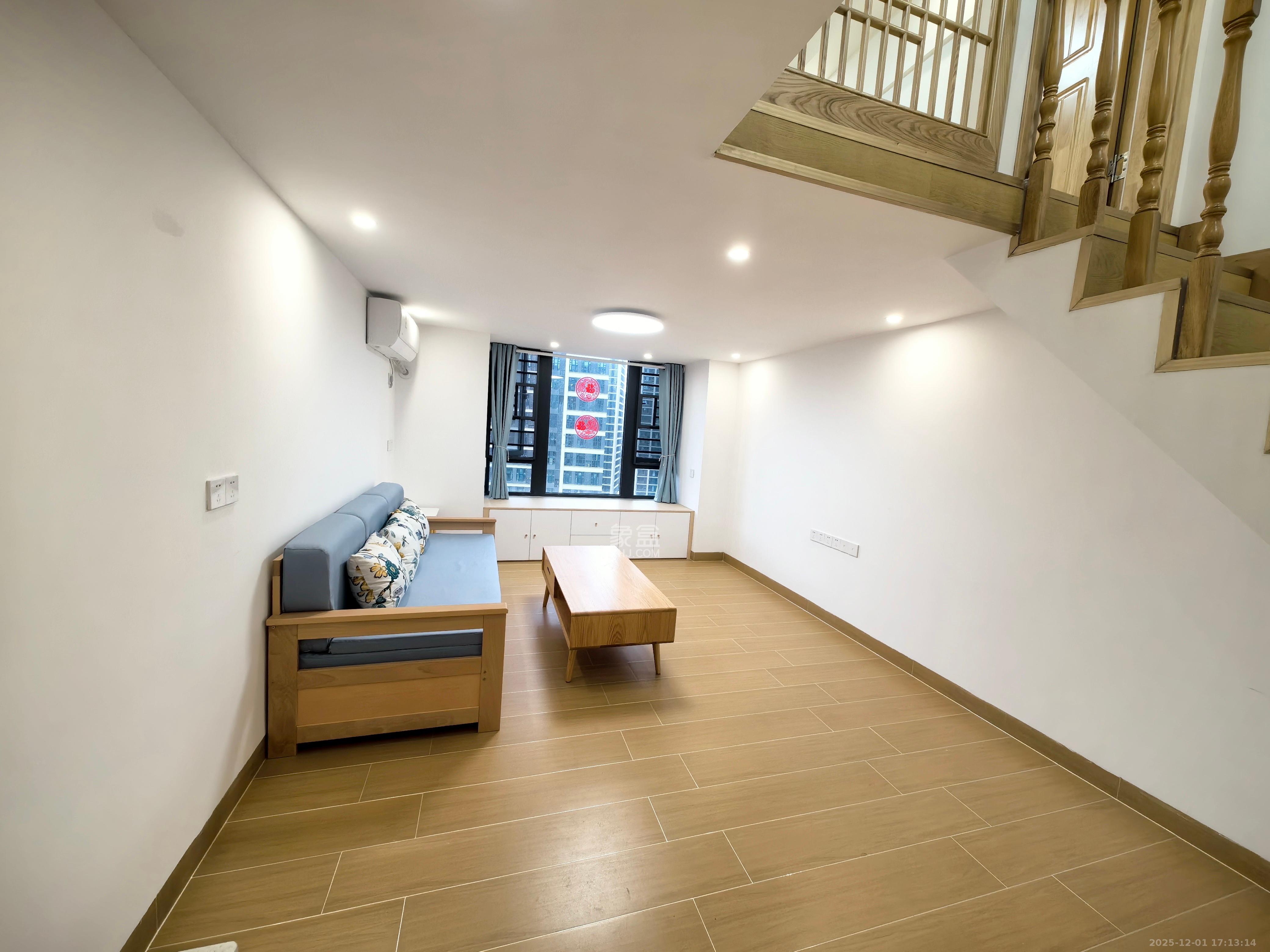 中海阅溪府 2室1厅1卫 2200.0元/月 中海阅溪府 2室1厅1卫 2200.0元/月室内图