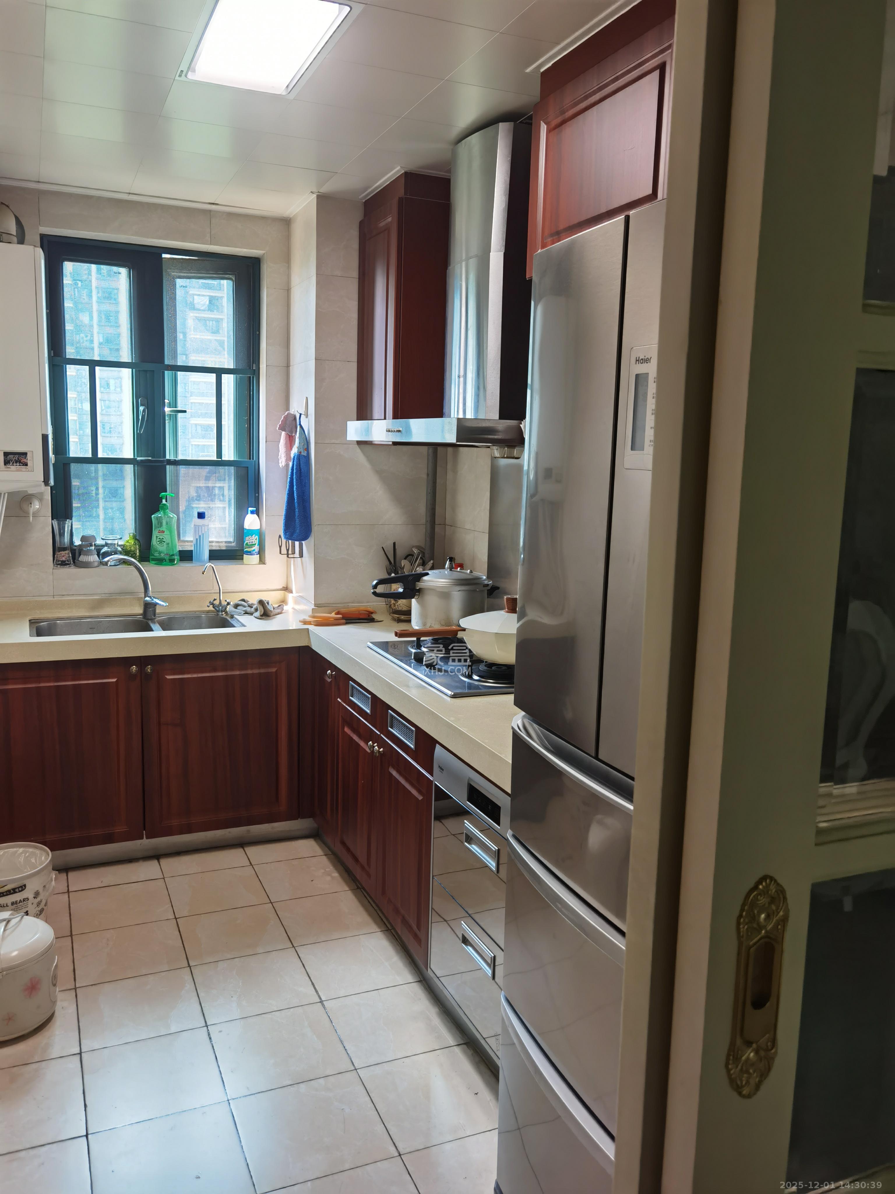 恒大雅苑  3室2厅2卫    3200.0元/月室内图