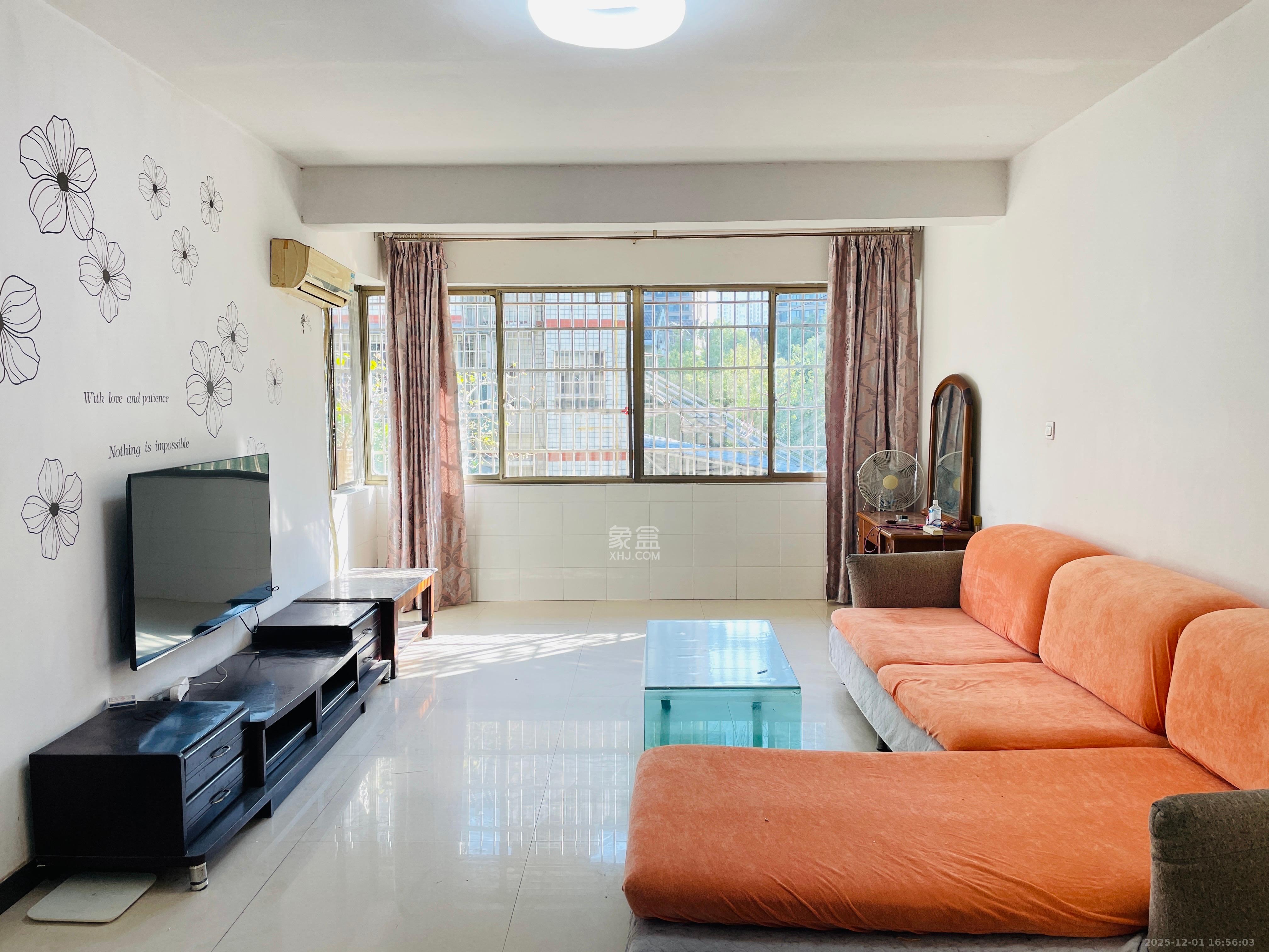 金石蓉园  2室2厅1卫    1600.0元/月