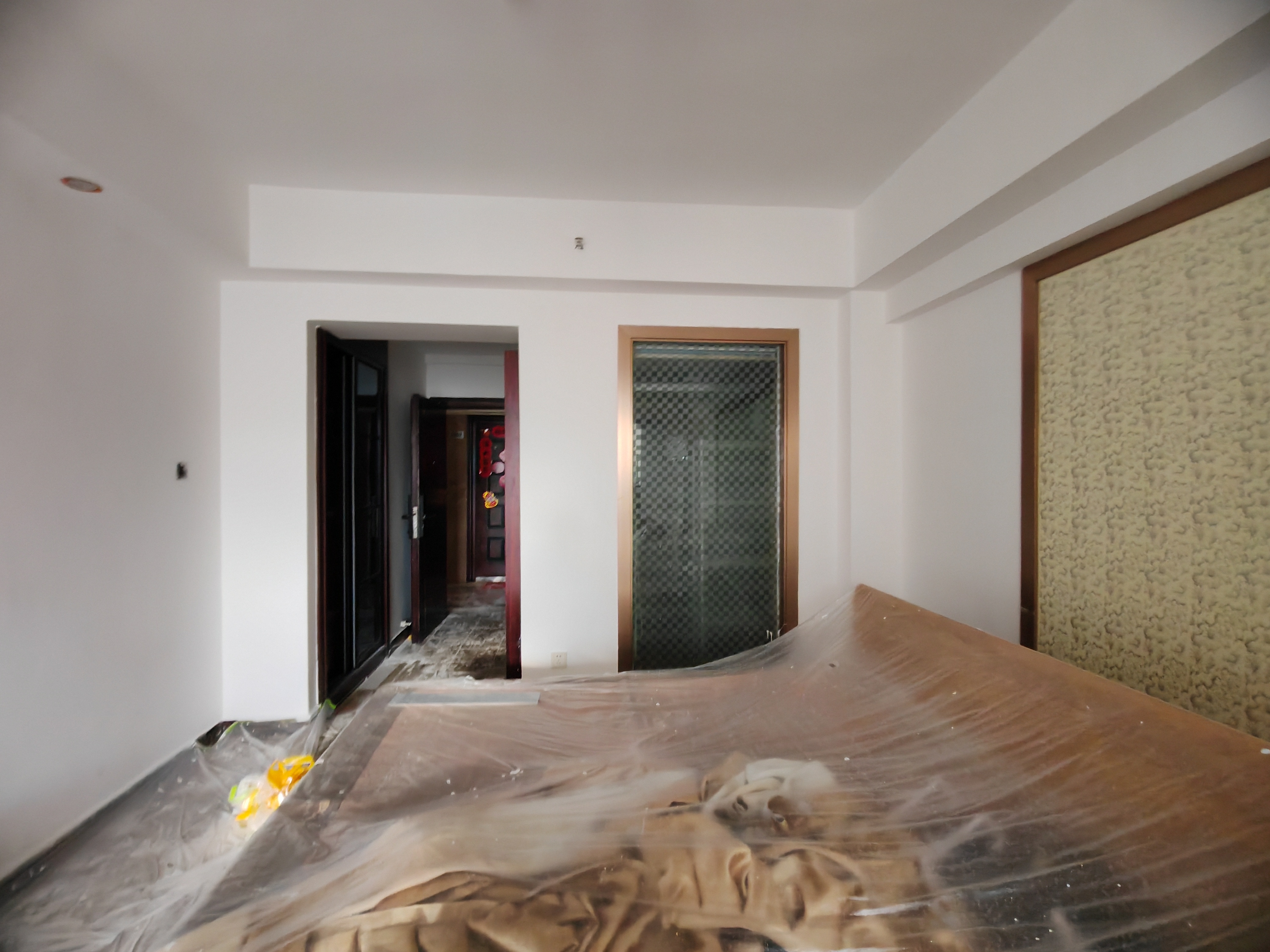 正大豪庭  1室0厅1卫    52.0万客厅