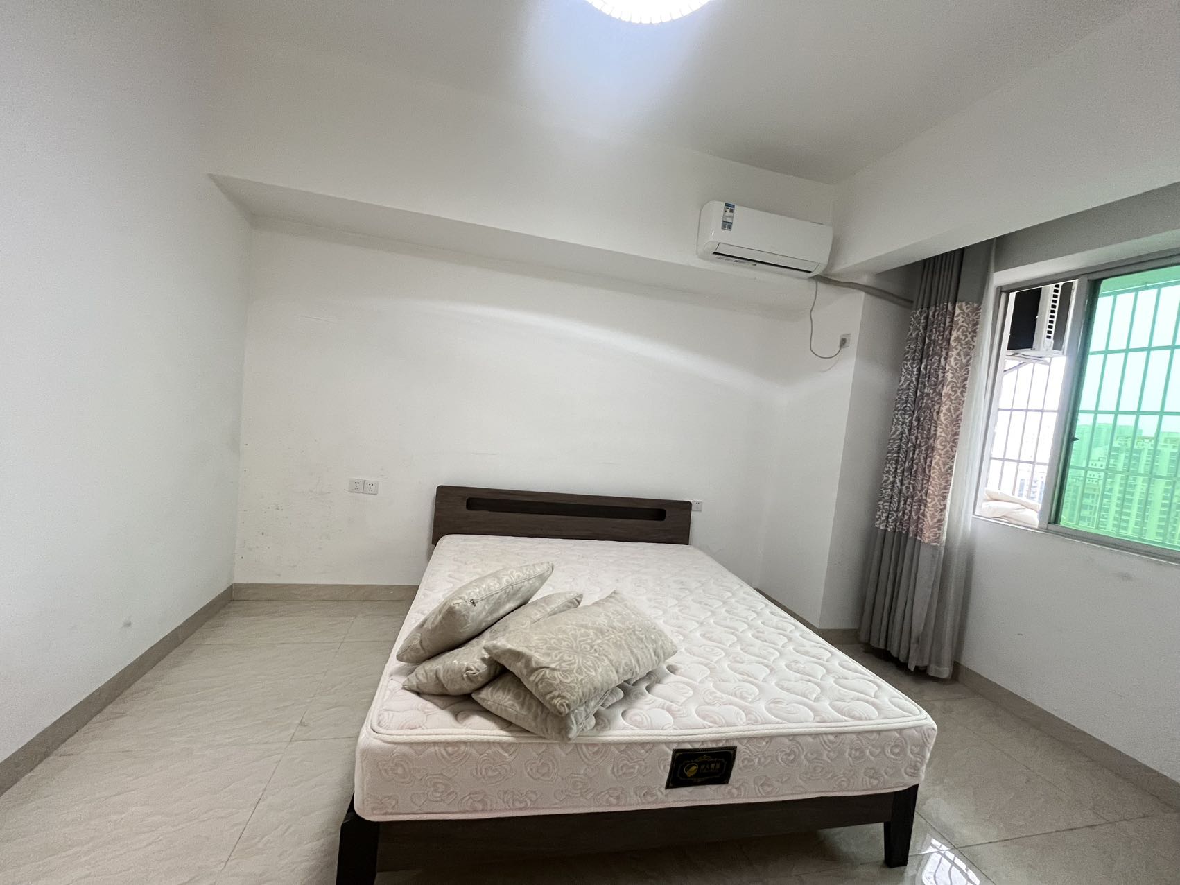 华贸大厦（华贸花苑）  2室2厅2卫    2800.0元/月室内图