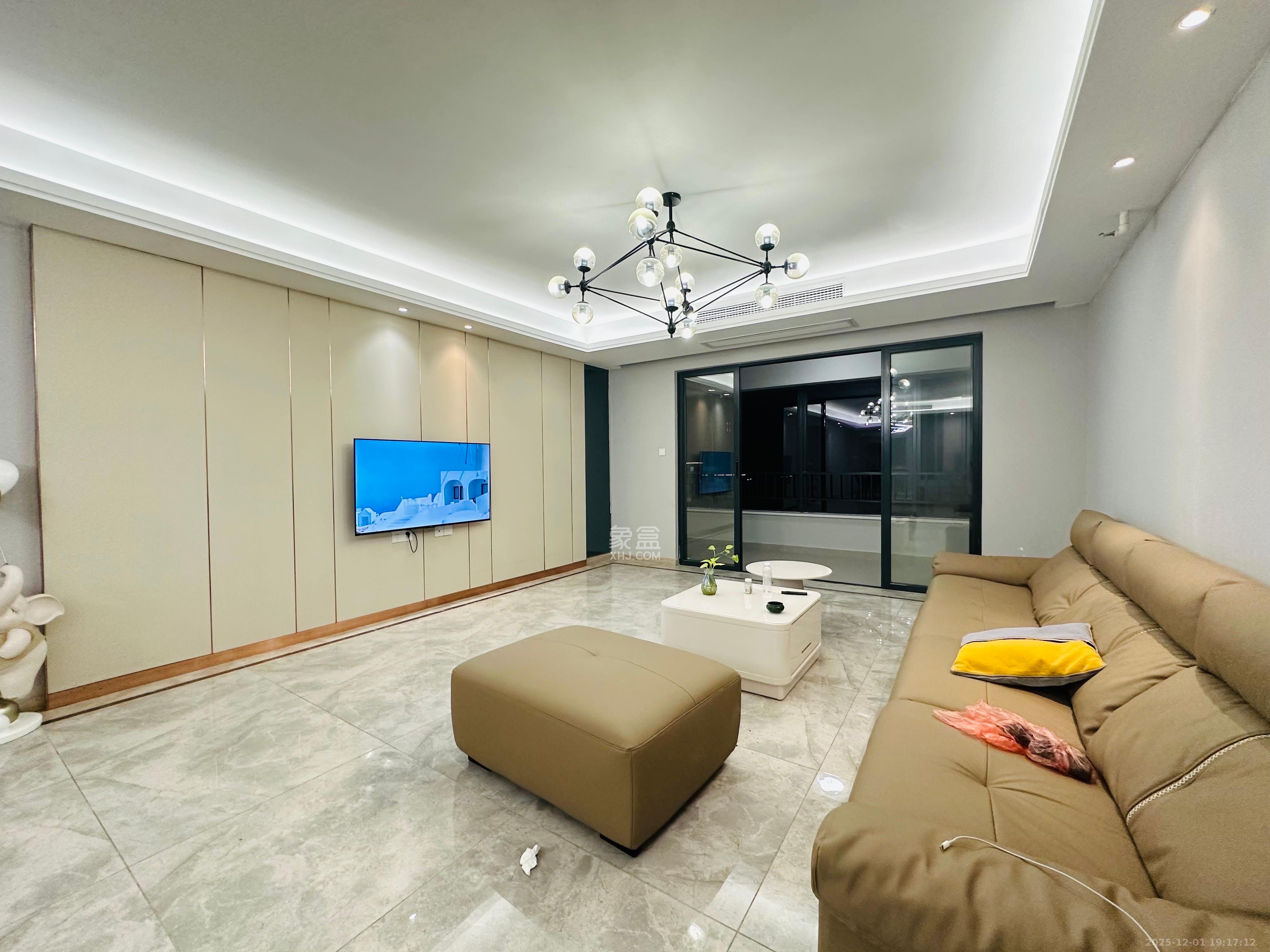 南山梅溪一方 4室2厅2卫 4500.0元/月 南山梅溪一方 4室2厅2卫 4500.0元/月室内图