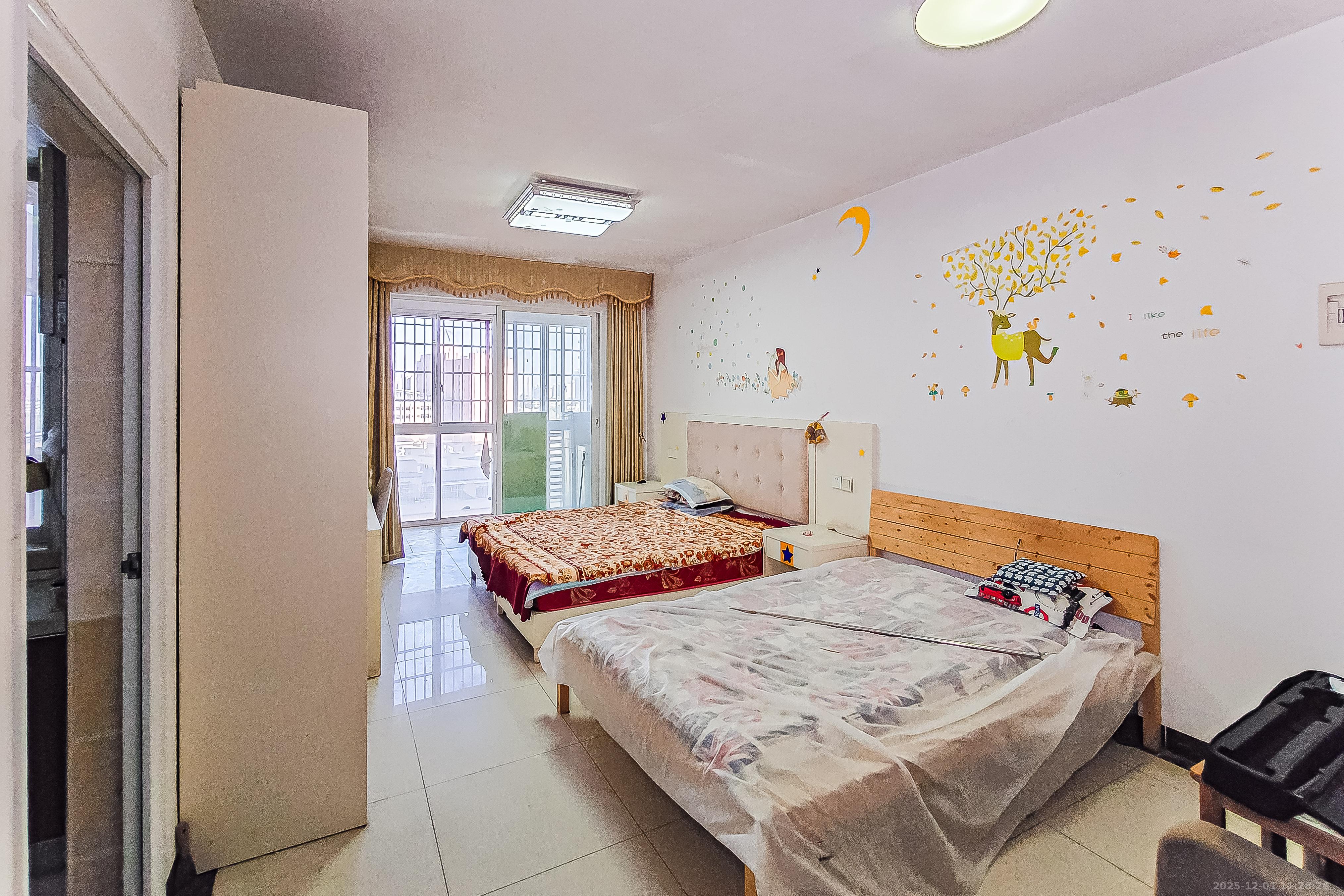 银轩铭誉（四海怡家）  1室1厅1卫    35.0万