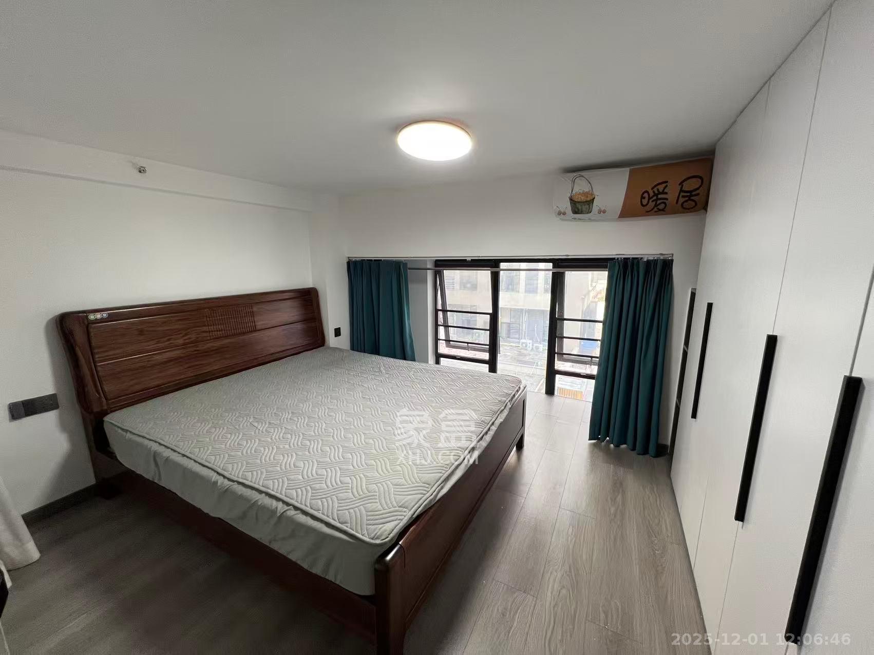 龙湖新壹城  1室1厅1卫    2400.0元/月室内图