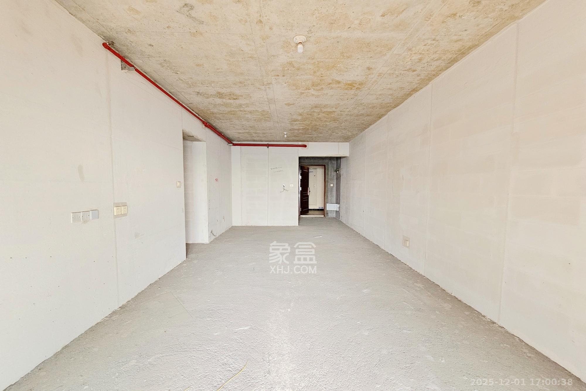 阳光城尚东湾凌云府  3室2厅2卫    110.0万客厅