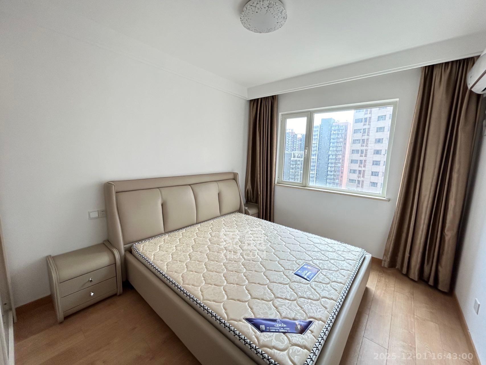 北辰三角洲E4区  3室2厅1卫    3200.0元/月室内图