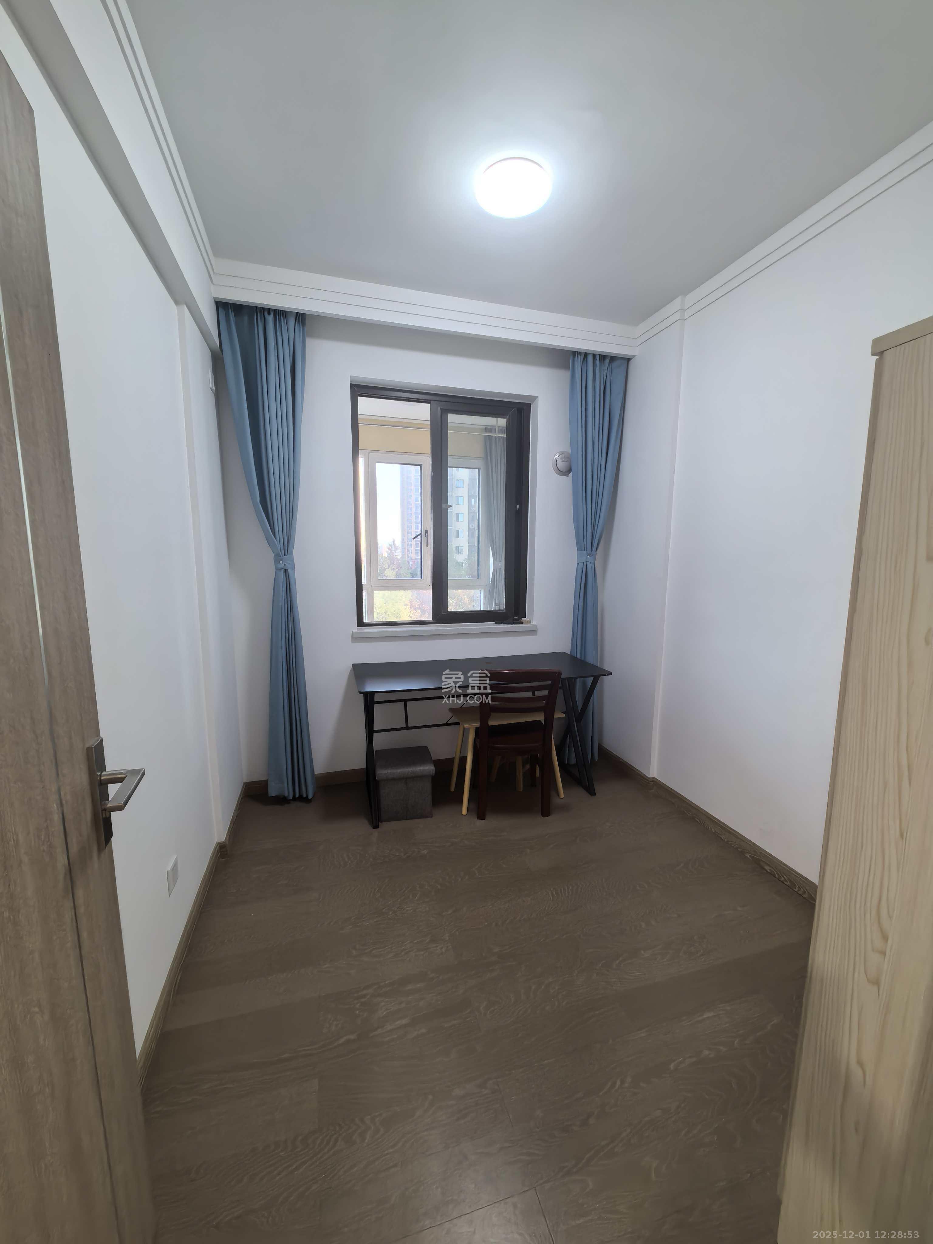 美的翰城  3室2厅1卫    1800.0元/月