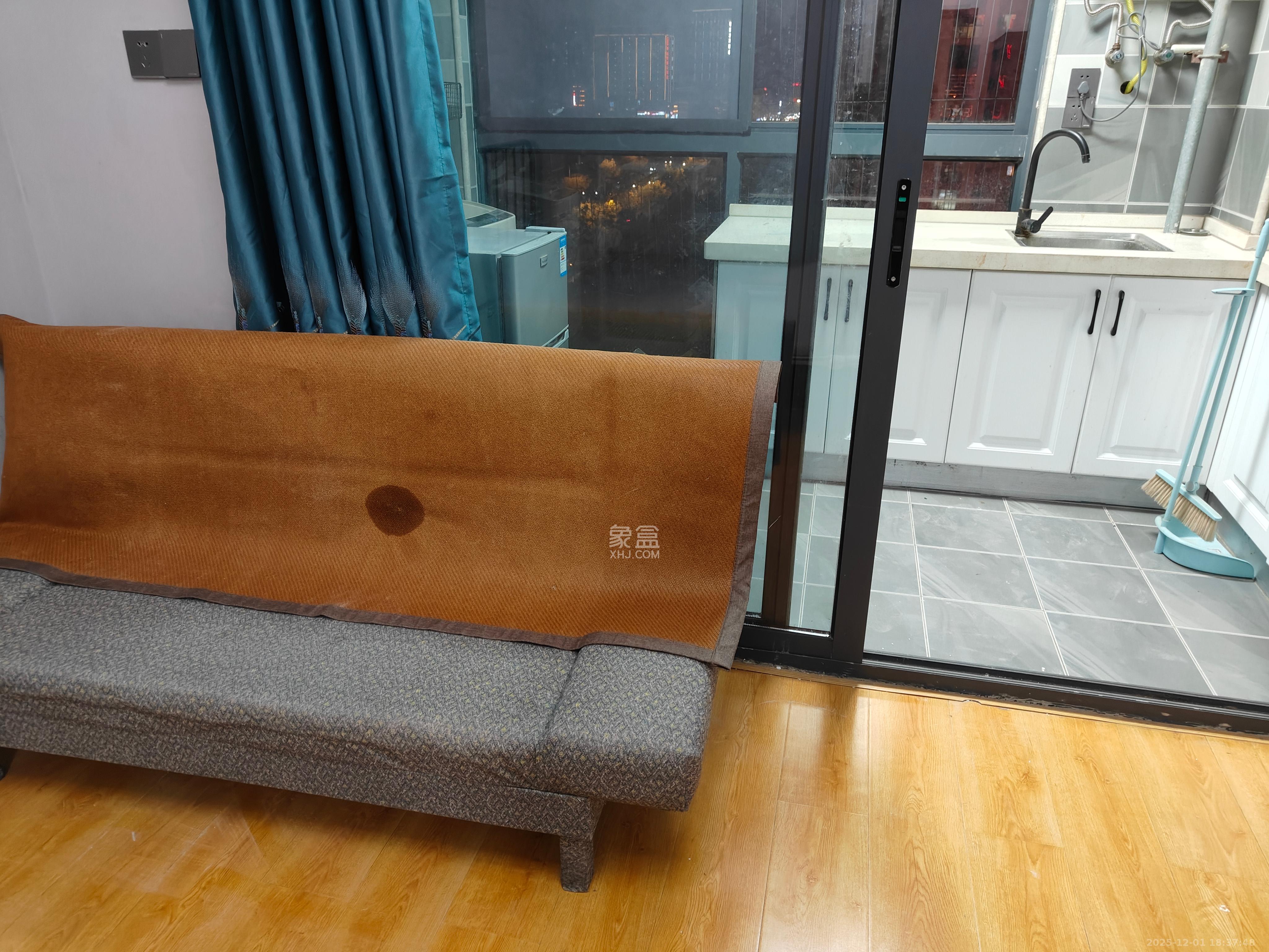 明发国际城  1室1厅1卫    1080.0元/月室内图