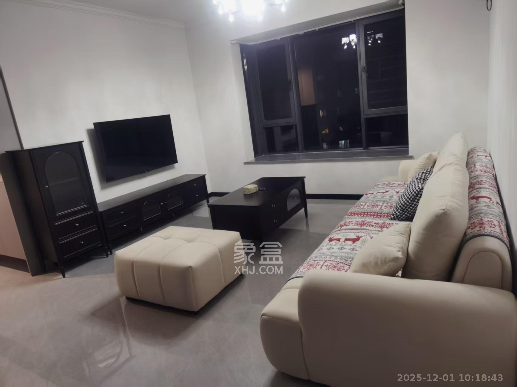 雨环苑  2室2厅1卫    2600.0元/月