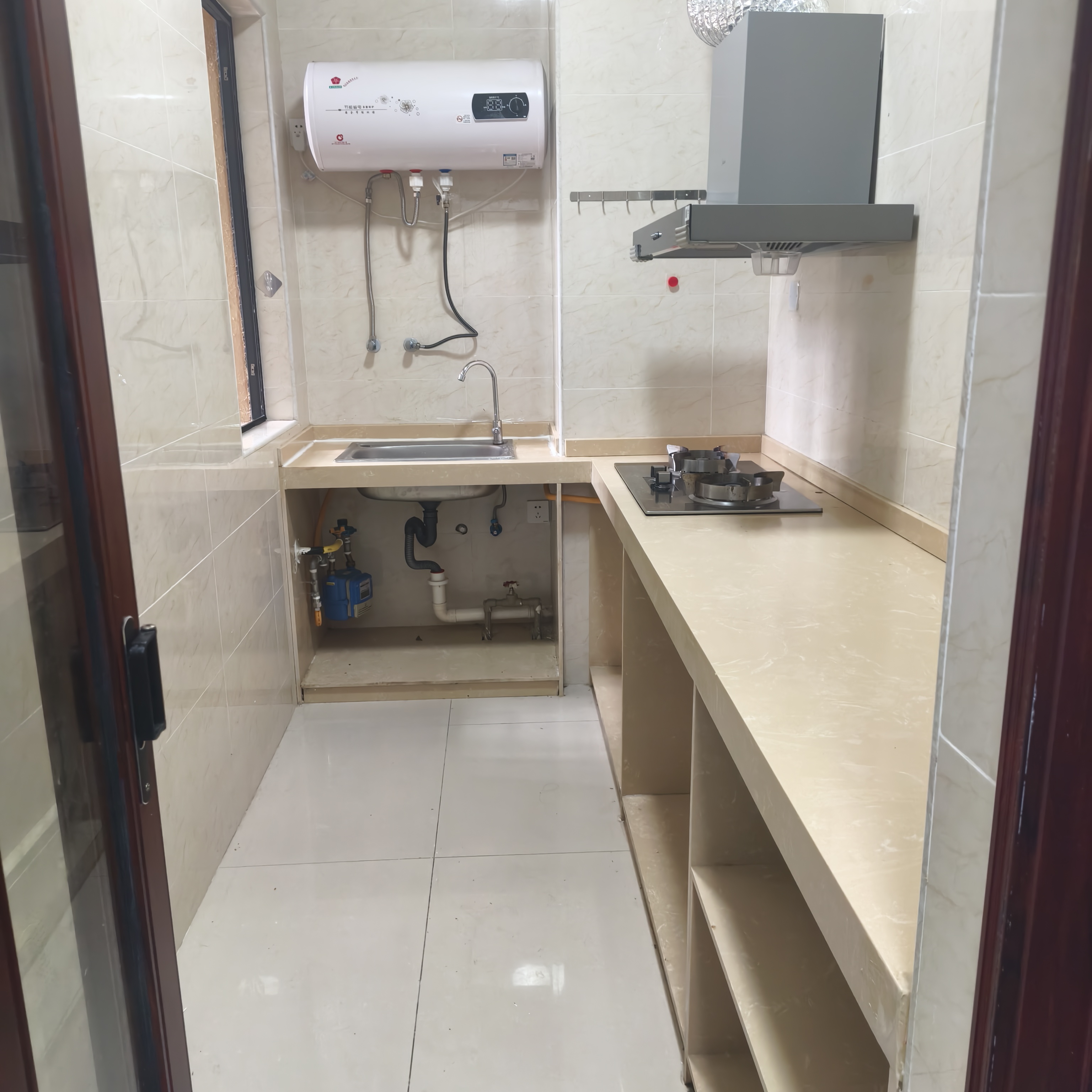 美舍嘉苑二期 1室1厅1卫 1900.0元/月 美舍嘉苑二期 1室1厅1卫 1900.0元/月室内图