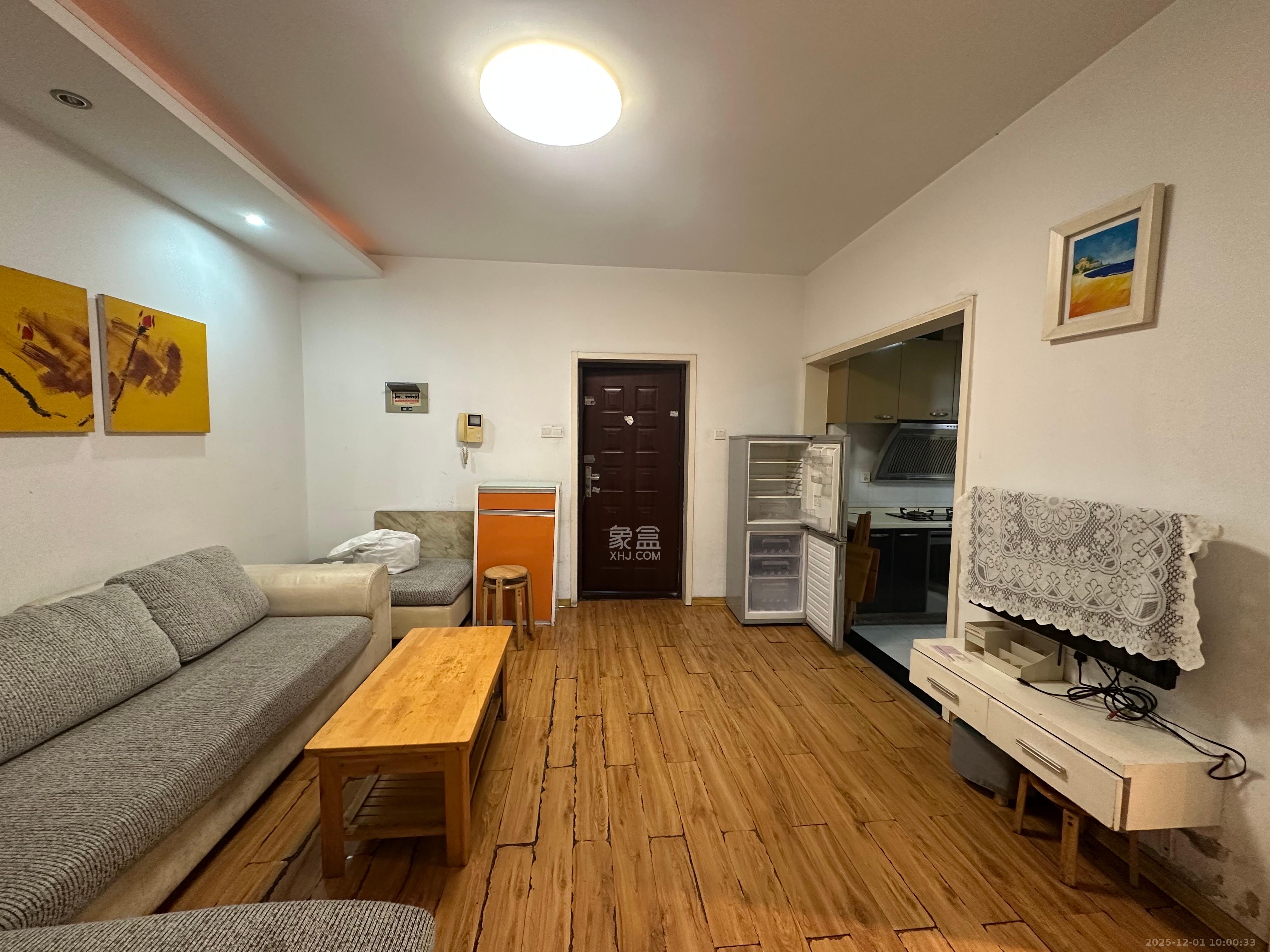 中江佳境天成  2室1厅1卫    1900.0元/月