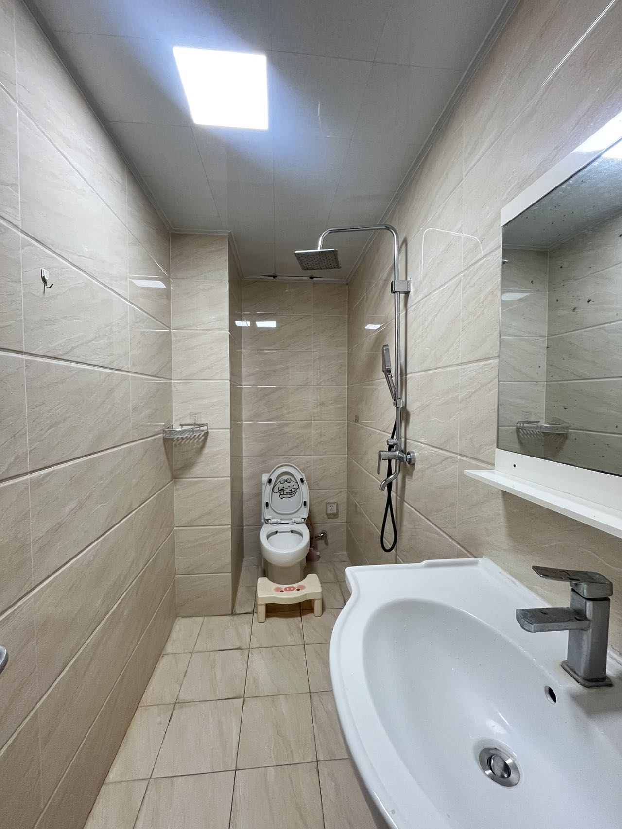 华贸大厦（华贸花苑）  2室2厅2卫    2800.0元/月室内图