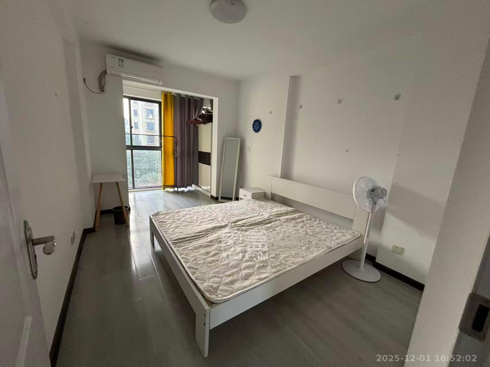 轻盐阳光CEO(轻盐雅苑)(轻奢时代)  3室2厅2卫    2900.0元/月室内图