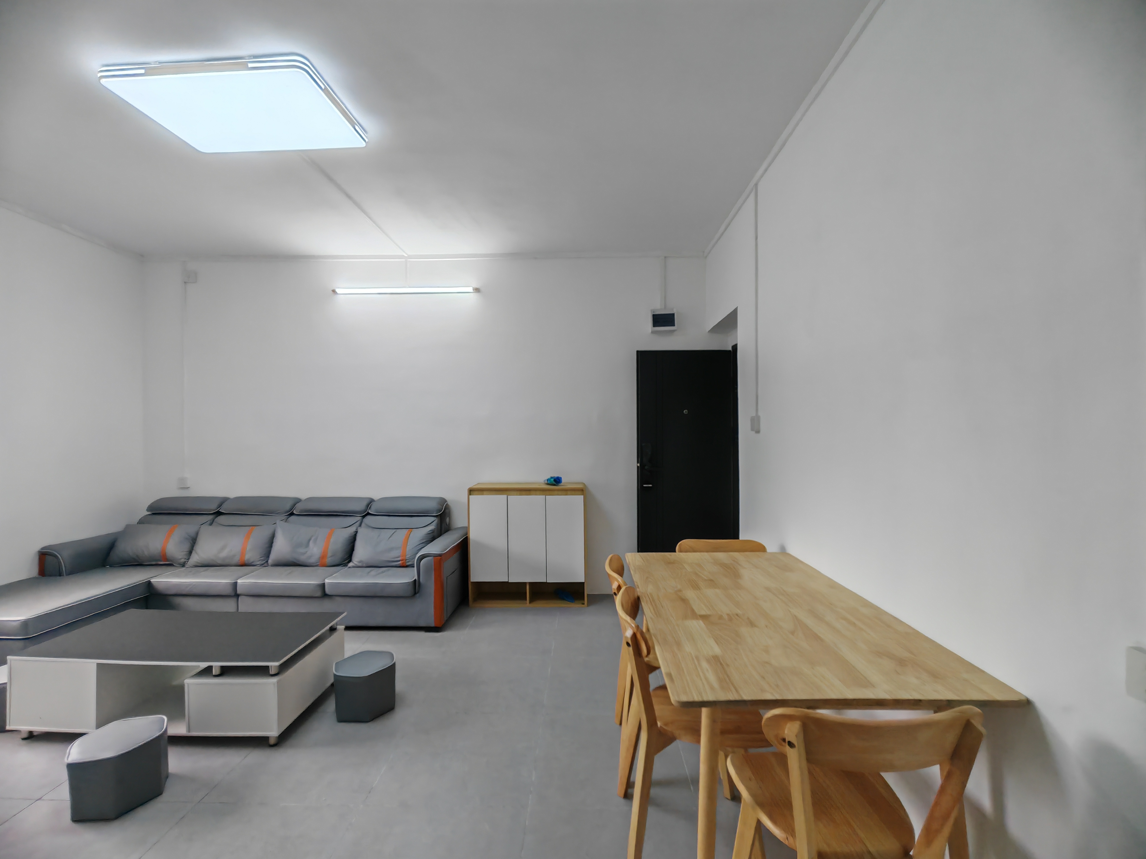 琼山教育局  3室2厅1卫    1800.0元/月室内图