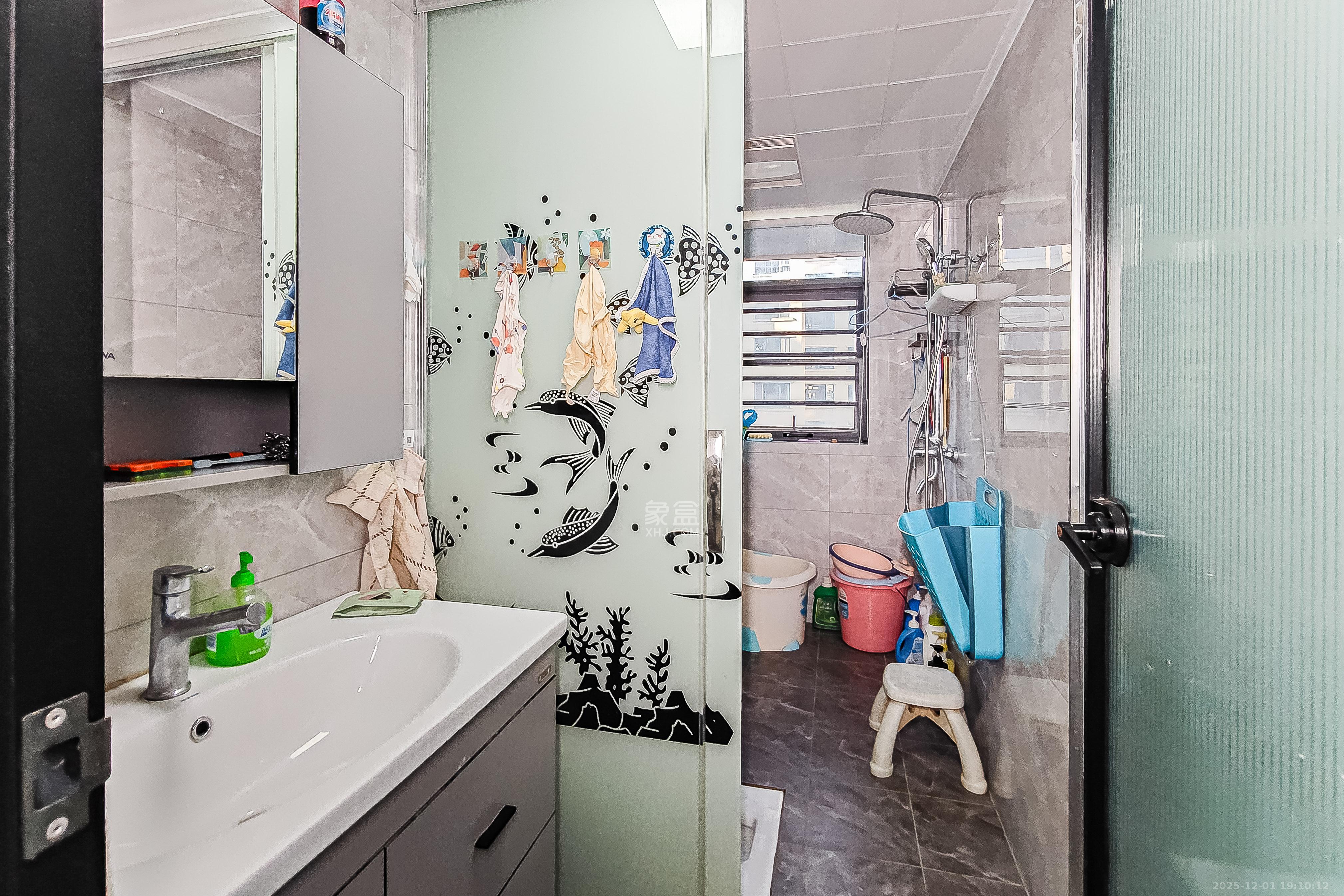 长盛岚庭 3室2厅2卫 118.0万 长盛岚庭 3室2厅2卫 118.0万卫生间