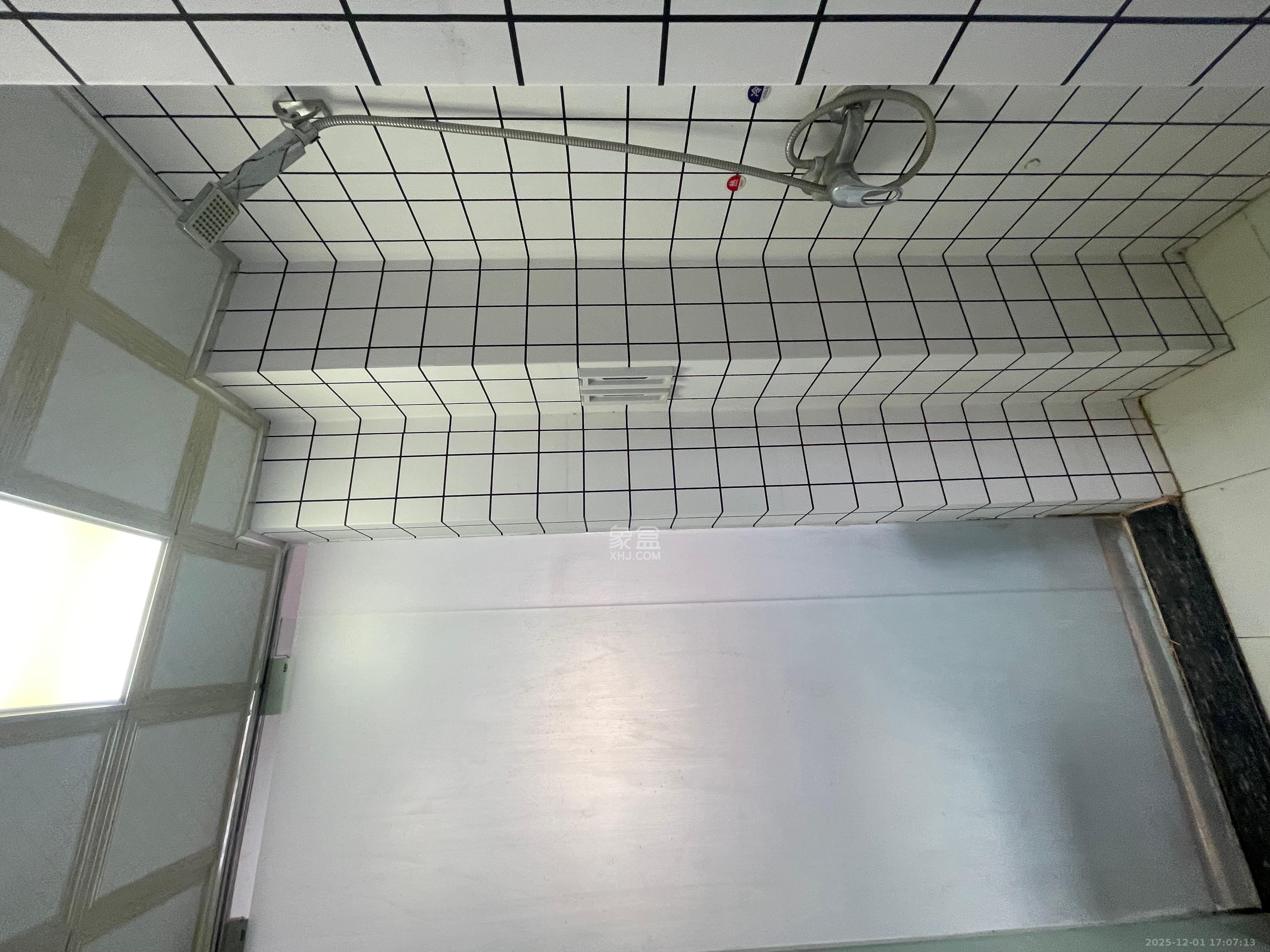 蚂蚁工房  1室1厅1卫    1800.0元/月室内图