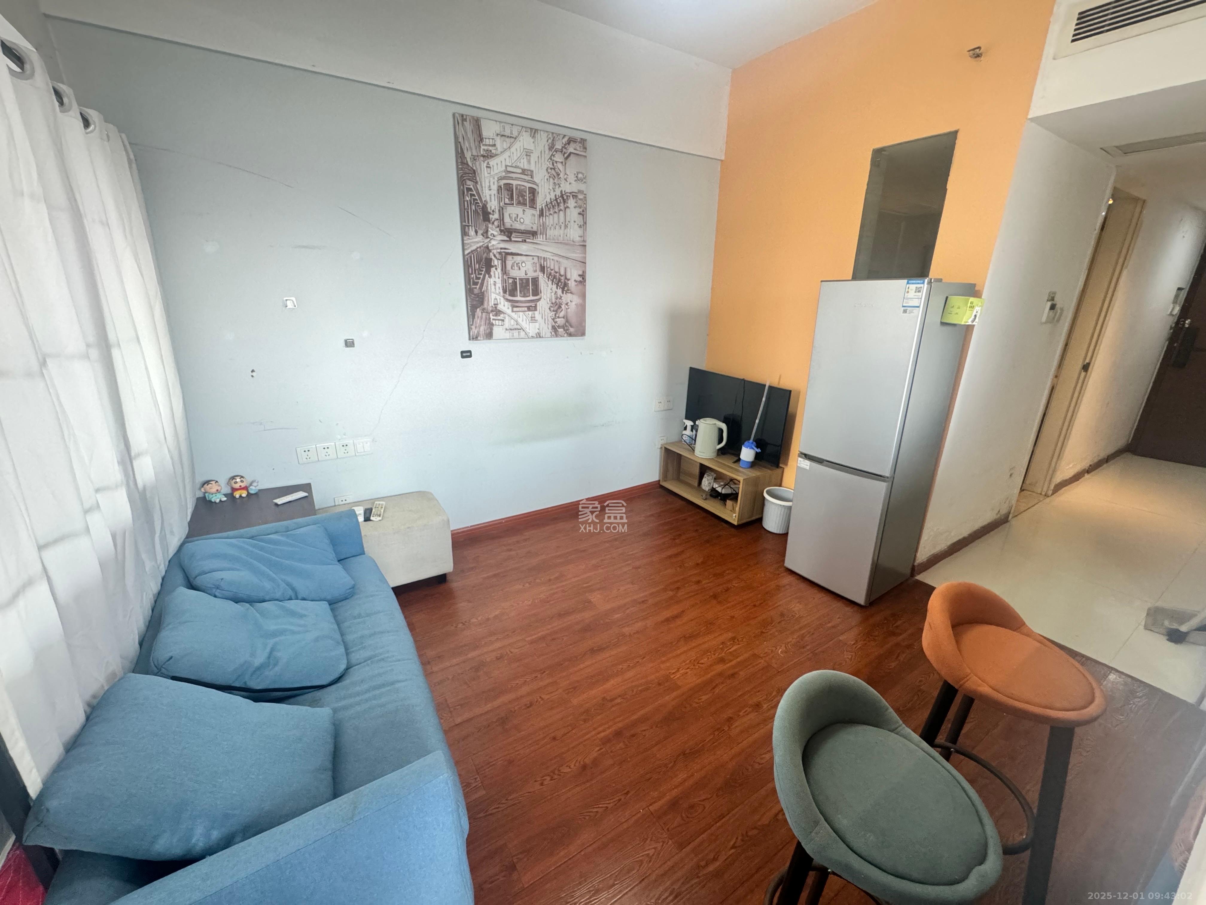 东怡外国（南湖一号)  1室1厅1卫    1900.0元/月室内图