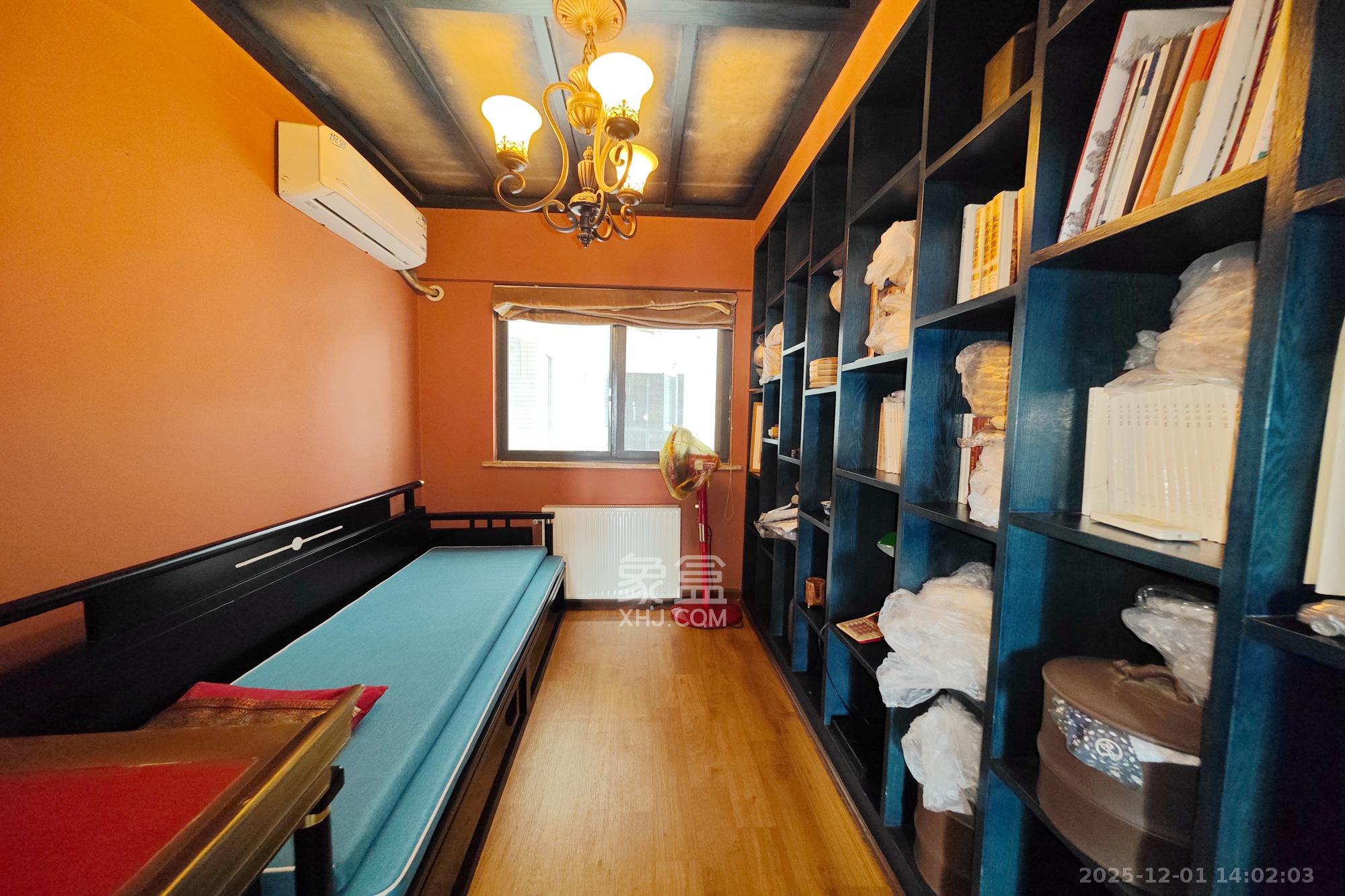 都市兰亭 4室2厅2卫 99.0万 都市兰亭 4室2厅2卫 99.0万卧室