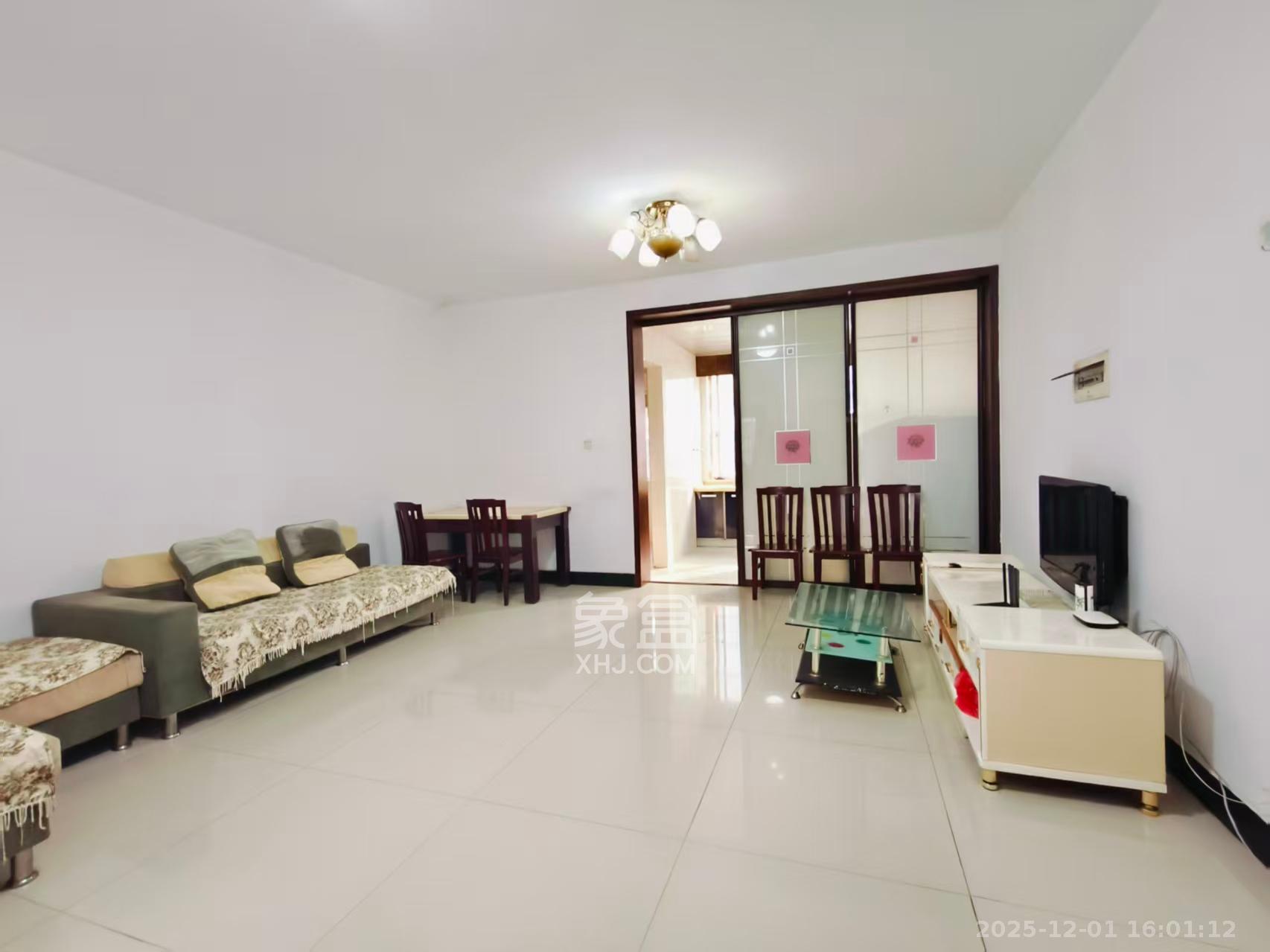 湘绣城  2室2厅1卫    1400.0元/月