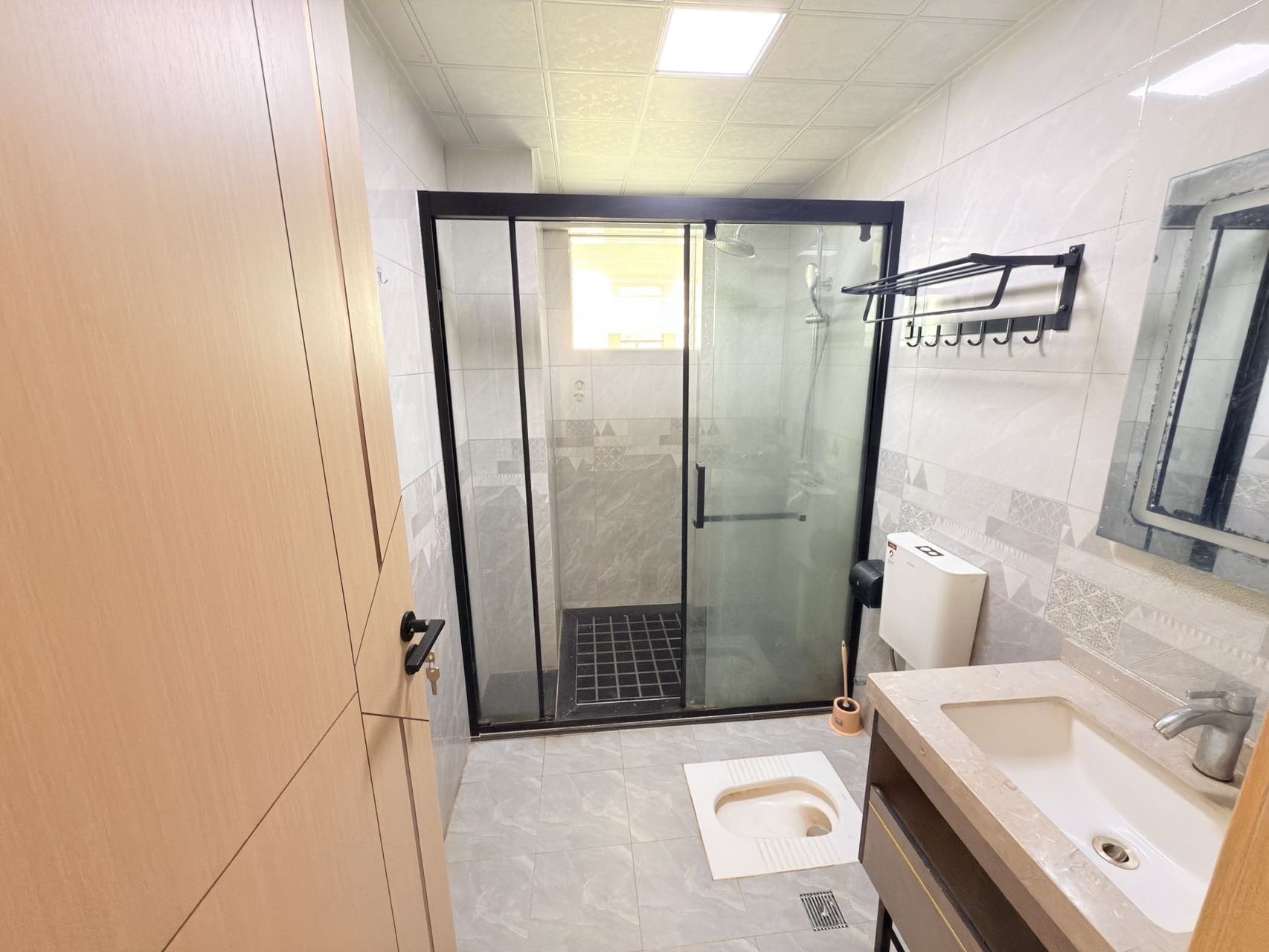 海航城 3室2厅2卫 2400.0元/月 海航城 3室2厅2卫 2400.0元/月室内图