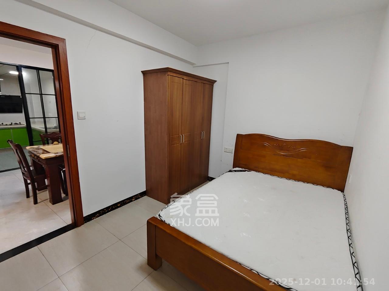 丽发新城  1室0厅0卫    1400.0元/月