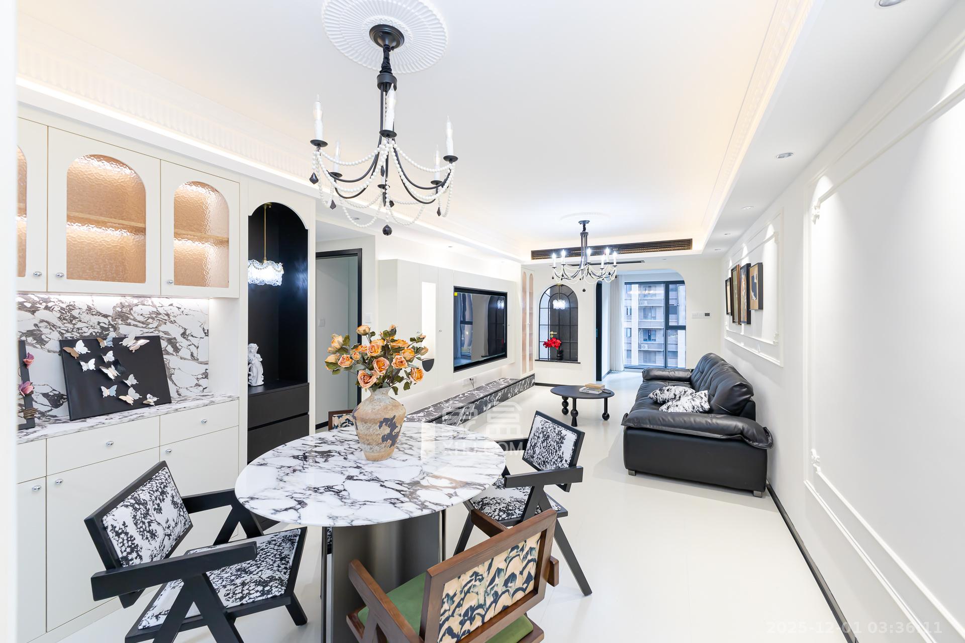 时代倾城五期  2室2厅1卫    75.8万客厅