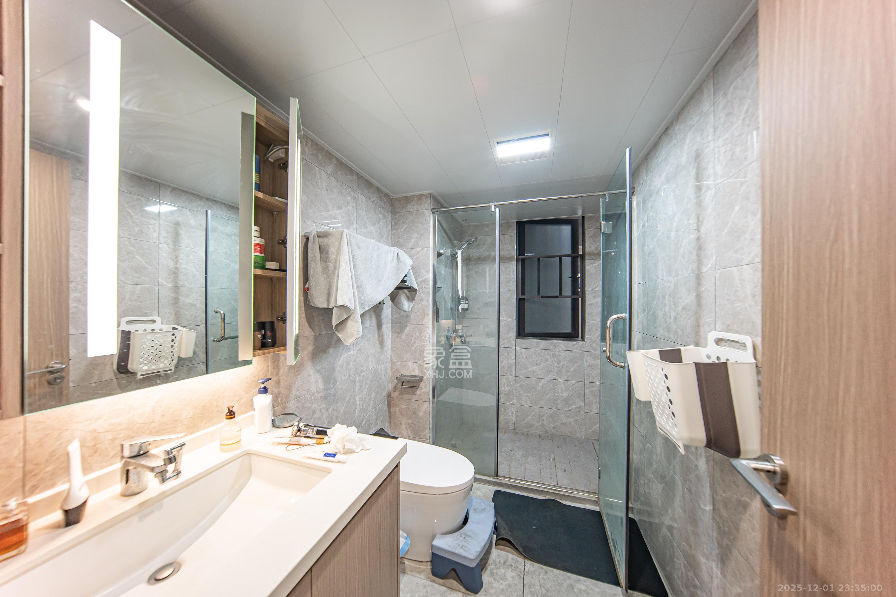 旭辉国宸府 3室2厅2卫 145.6万 旭辉国宸府 3室2厅2卫 145.6万卫生间