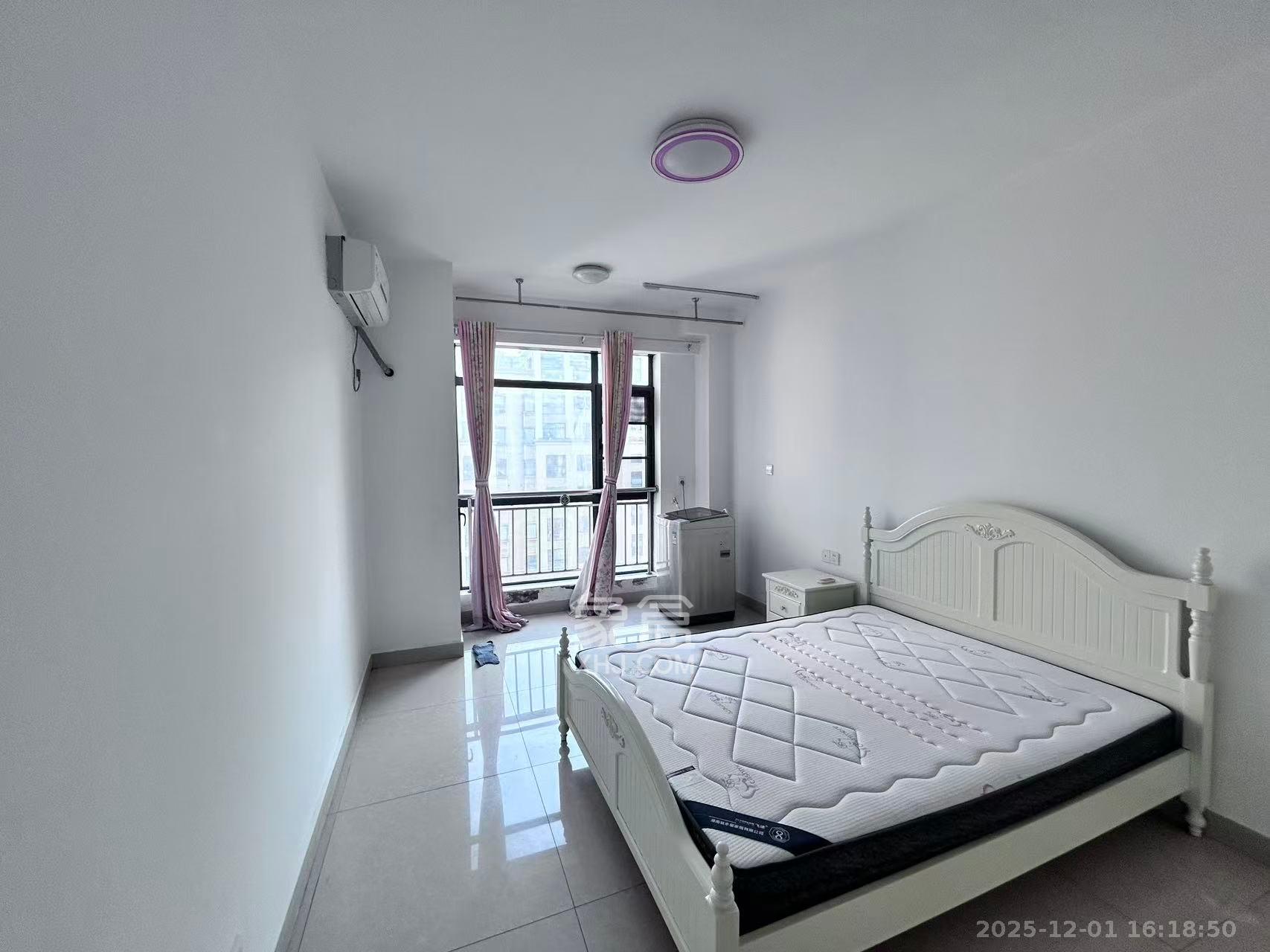 长盛岚庭  3室2厅1卫    2600.0元/月室内图