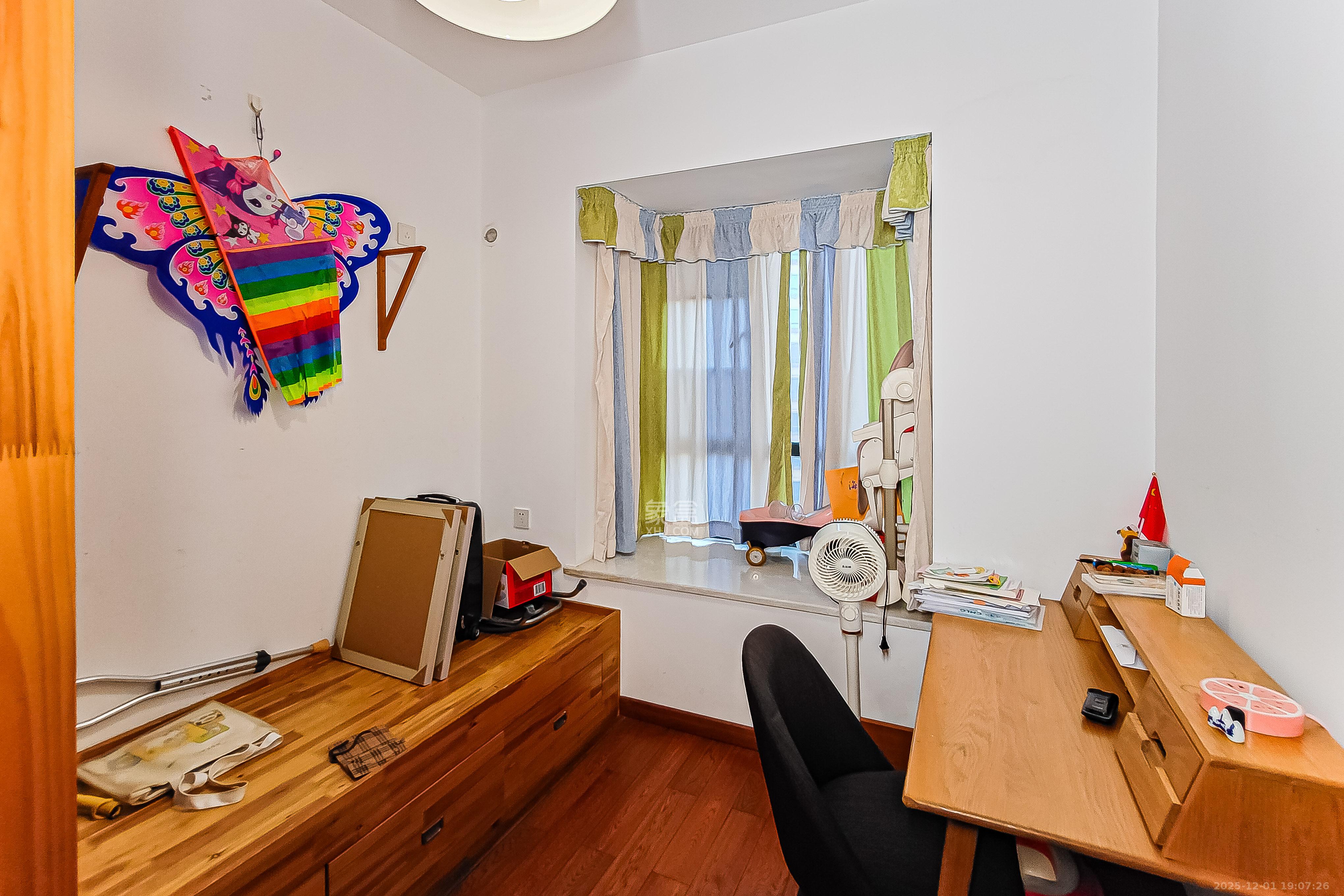 兴威帕克水岸  3室2厅2卫    100.0万其他