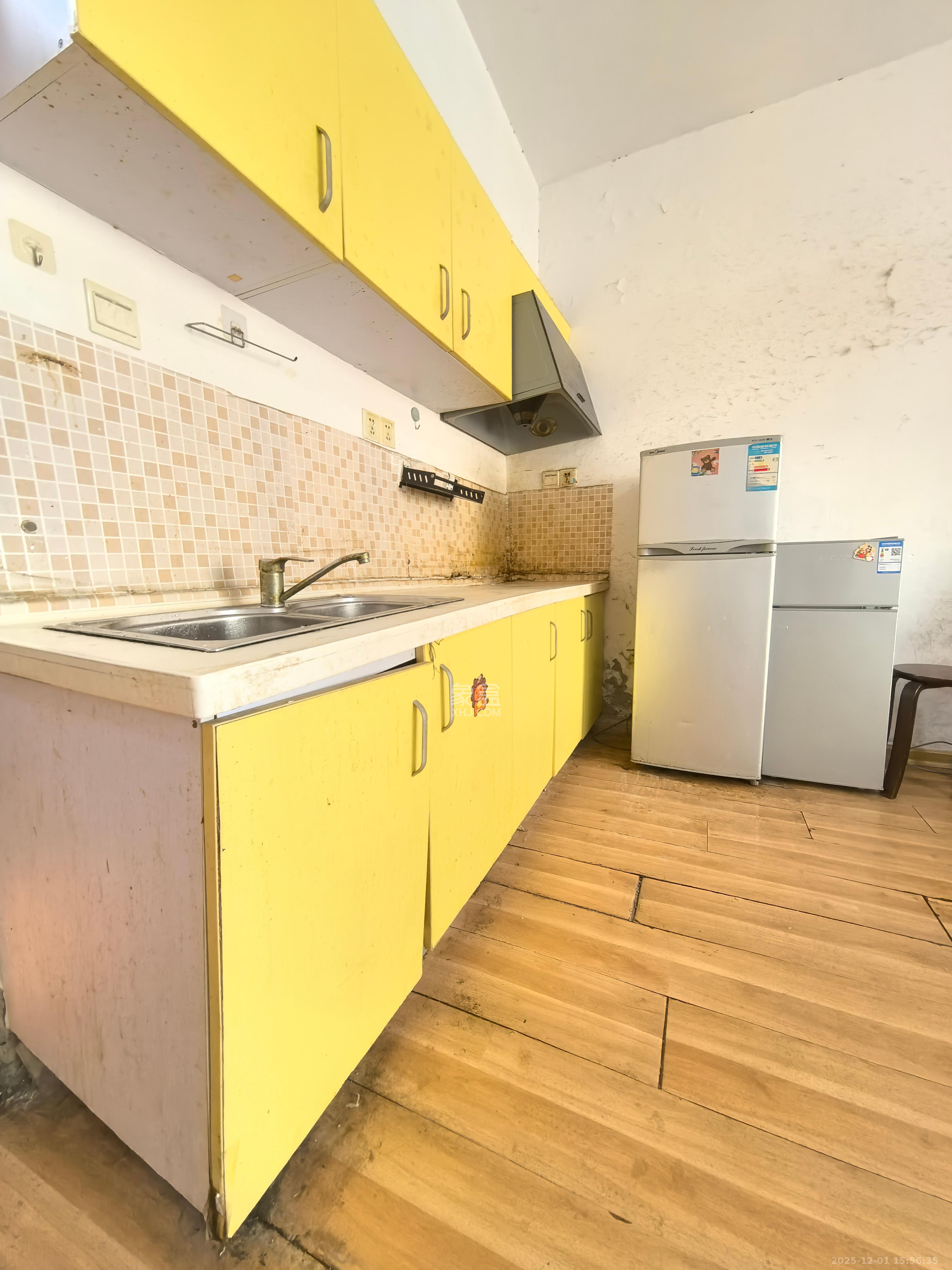 中盛小家碧寓 1室1厅1卫 1200.0元/月 中盛小家碧寓 1室1厅1卫 1200.0元/月室内图