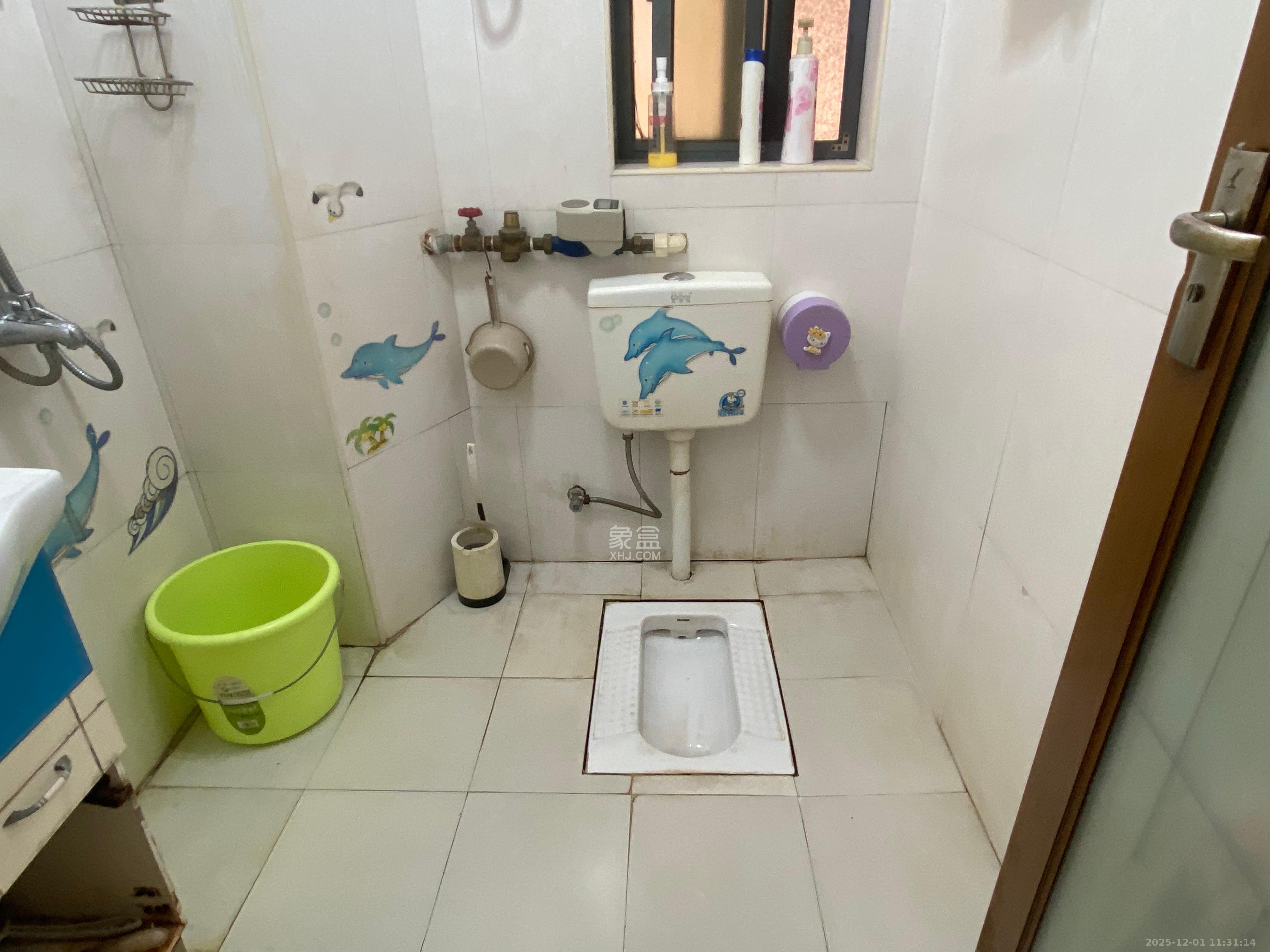 欧园  1室1厅1卫    1800.0元/月室内图