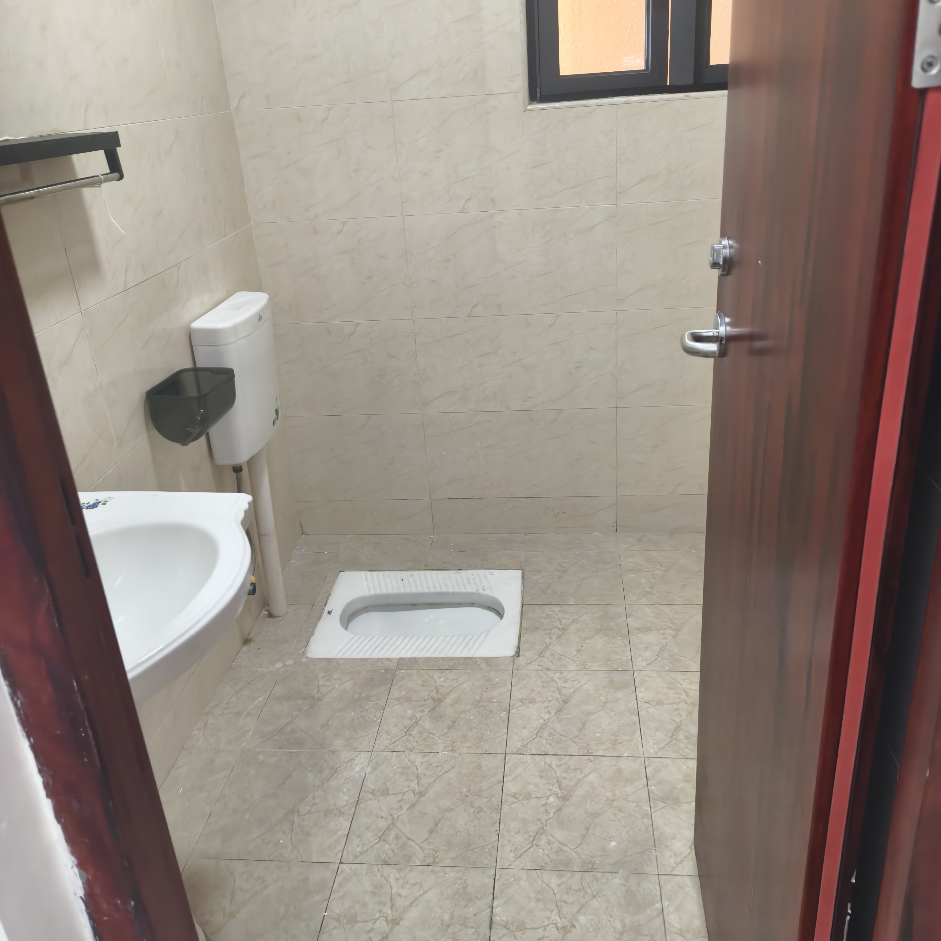 美舍嘉苑二期 1室1厅1卫 1900.0元/月 美舍嘉苑二期 1室1厅1卫 1900.0元/月室内图