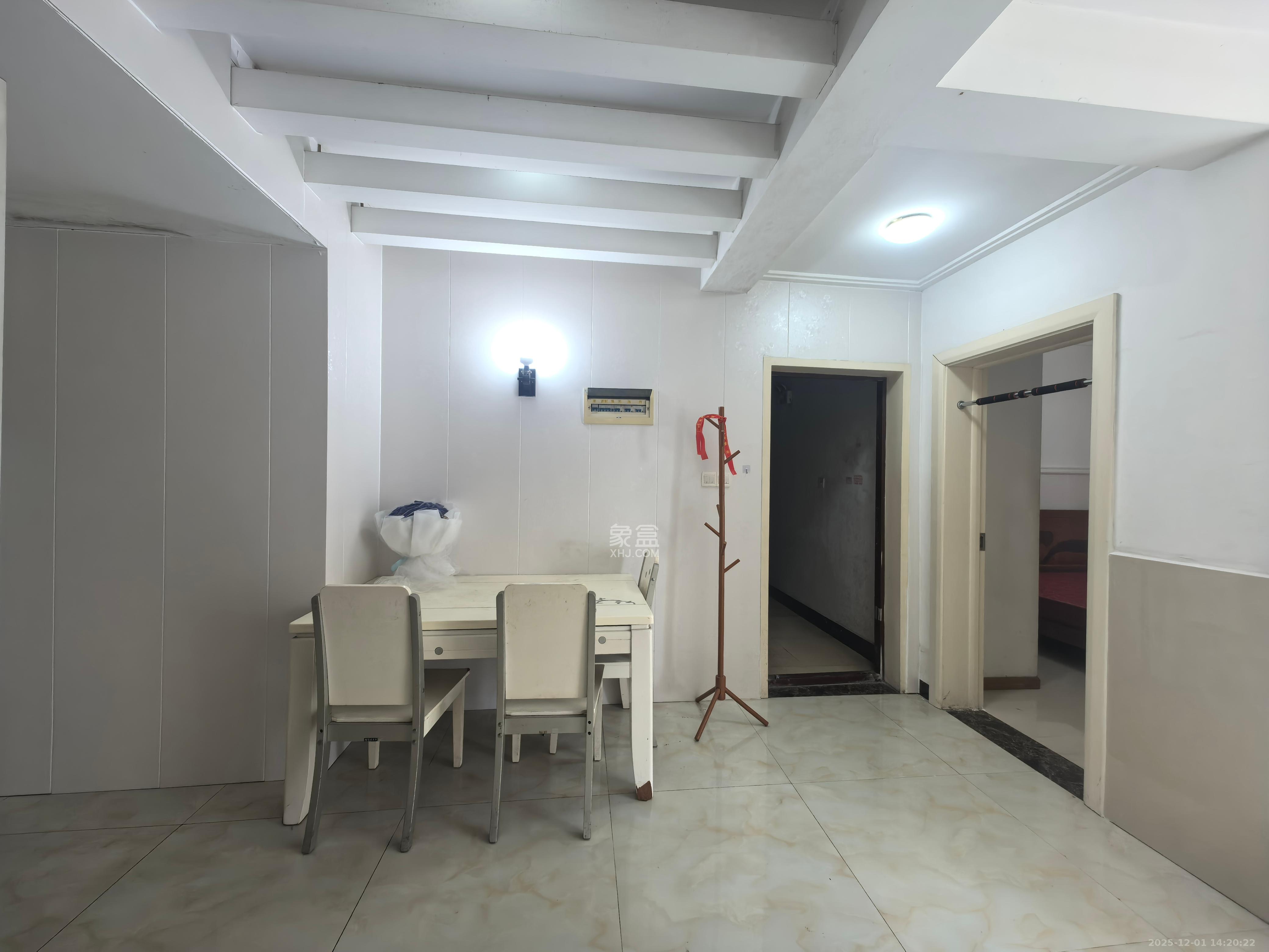 爱琴海岸  2室2厅1卫    1500.0元/月室内图