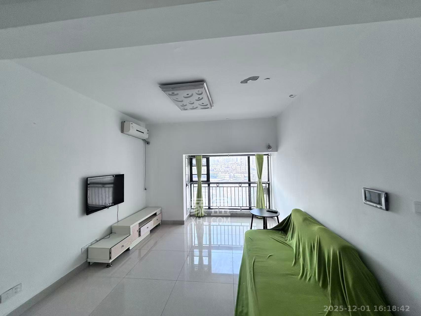 长盛岚庭  3室2厅1卫    2600.0元/月