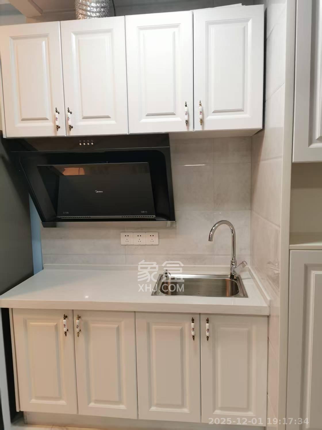 梅溪湖金茂湾 1室1厅1卫 1700.0元/月 梅溪湖金茂湾 1室1厅1卫 1700.0元/月室内图