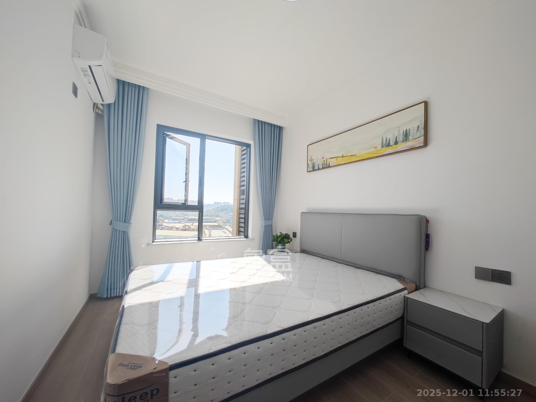 卓越蔚蓝城邦 3室2厅2卫 108.0万 卓越蔚蓝城邦 3室2厅2卫 108.0万卧室