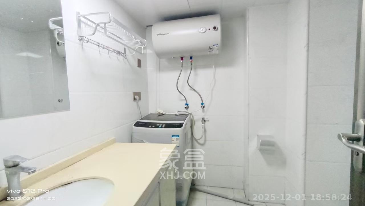 嘉宇银杉(嘉宇西苑) 2室1厅1卫 1500.0元/月 嘉宇银杉(嘉宇西苑) 2室1厅1卫 1500.0元/月室内图