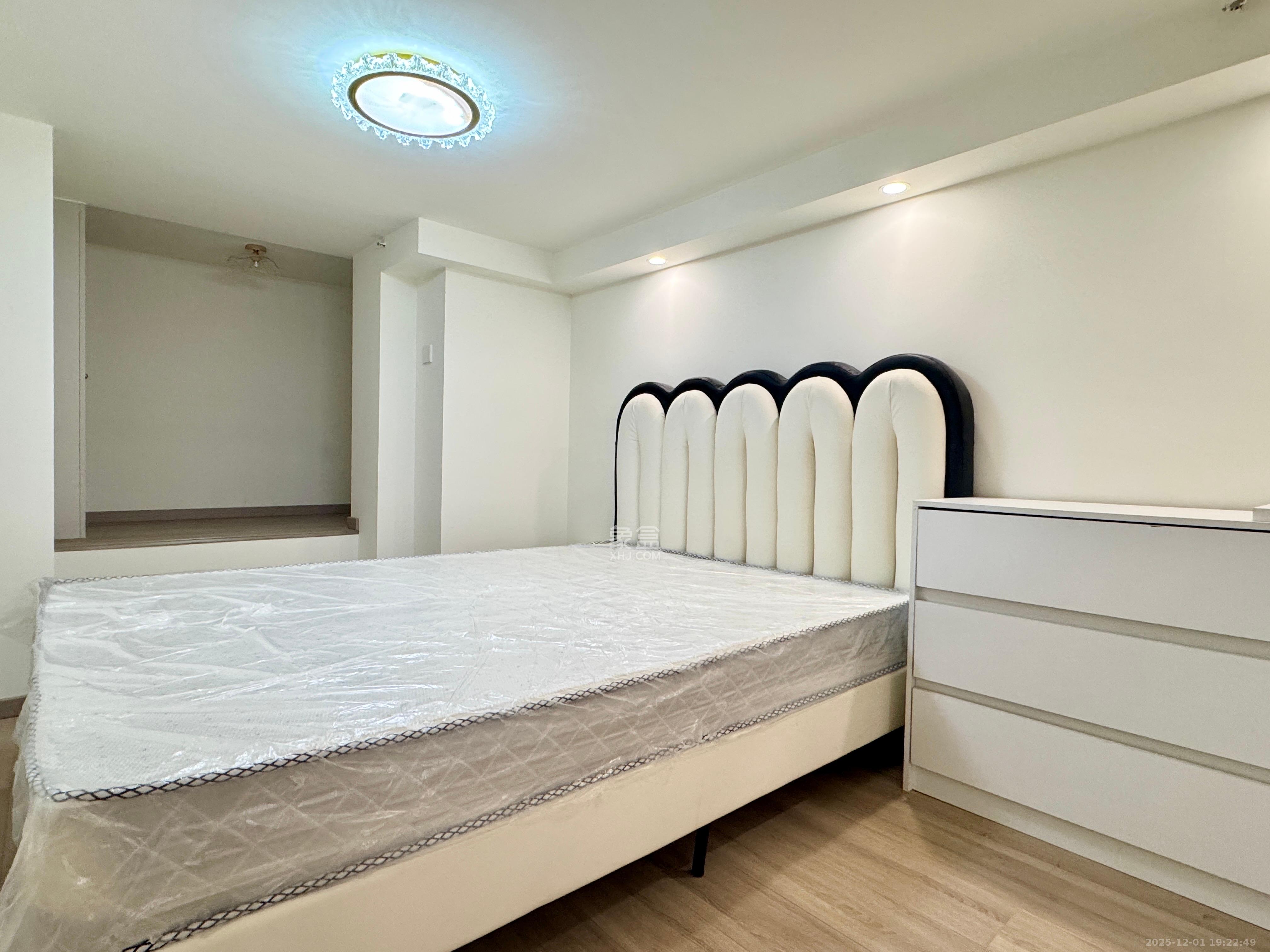 珠江花城好世界  1室1厅1卫    2100.0元/月室内图